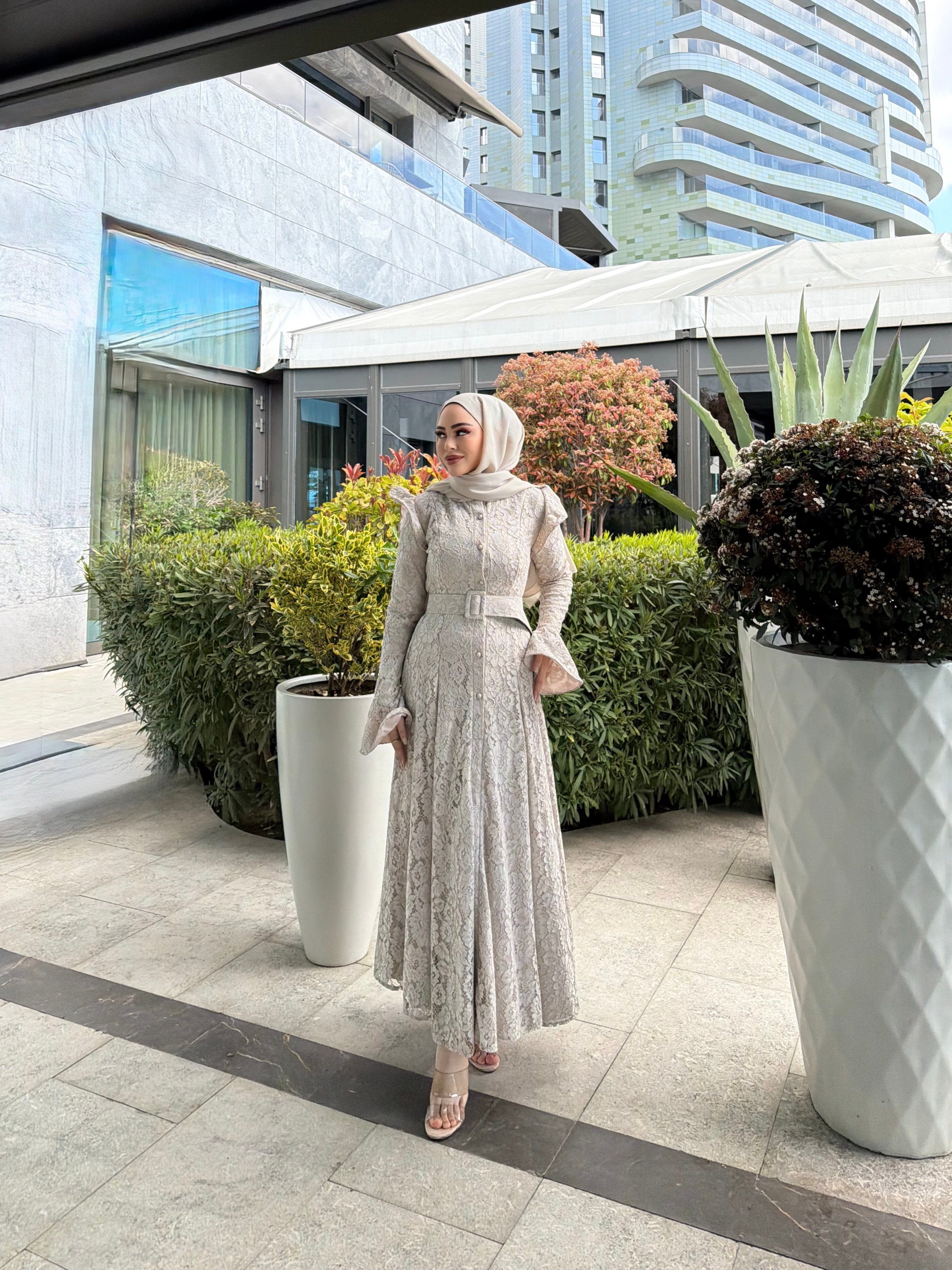 Epli Dantel Elbise - Bej