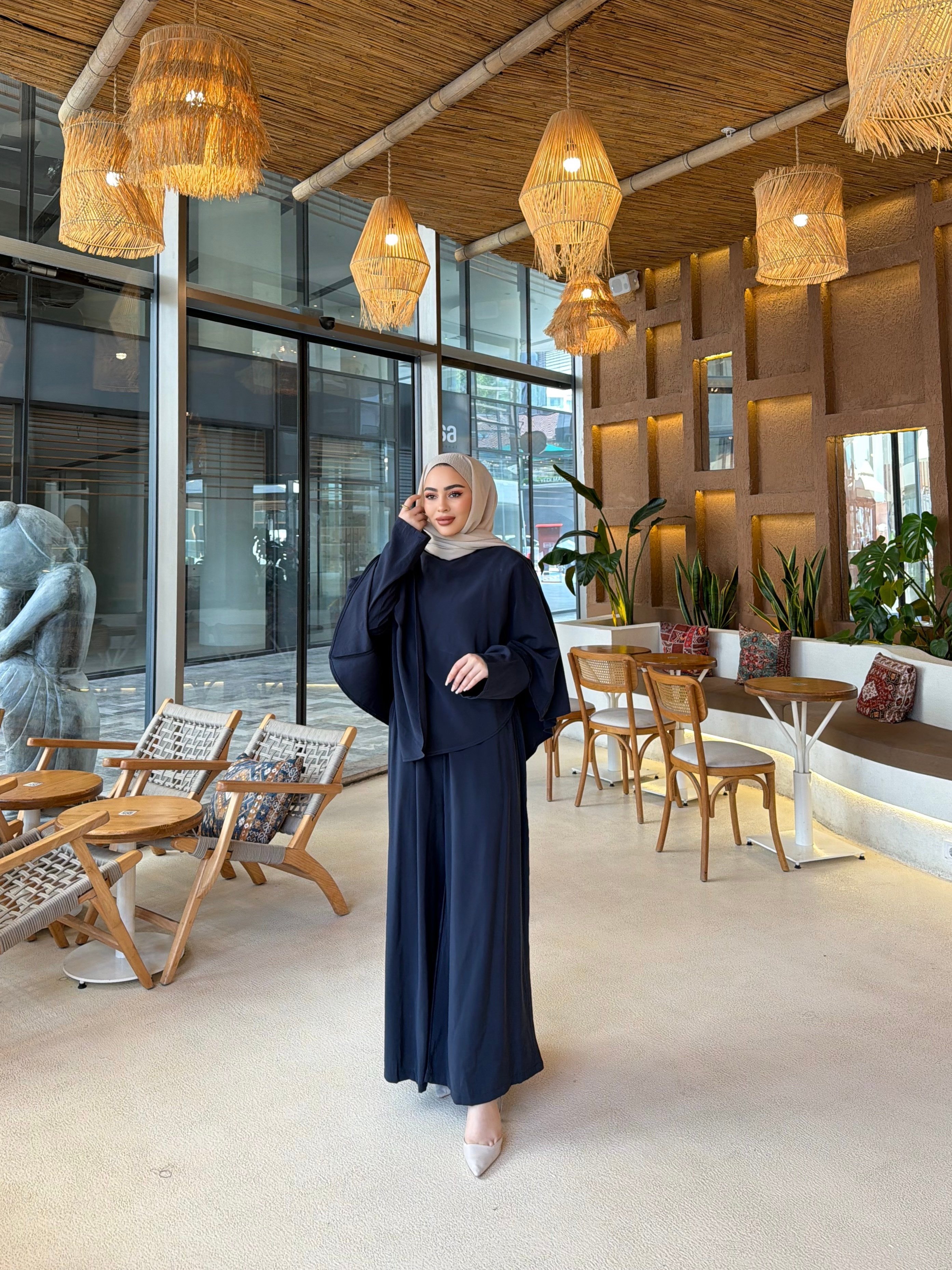 Esma Pelerinli Takım - Laci