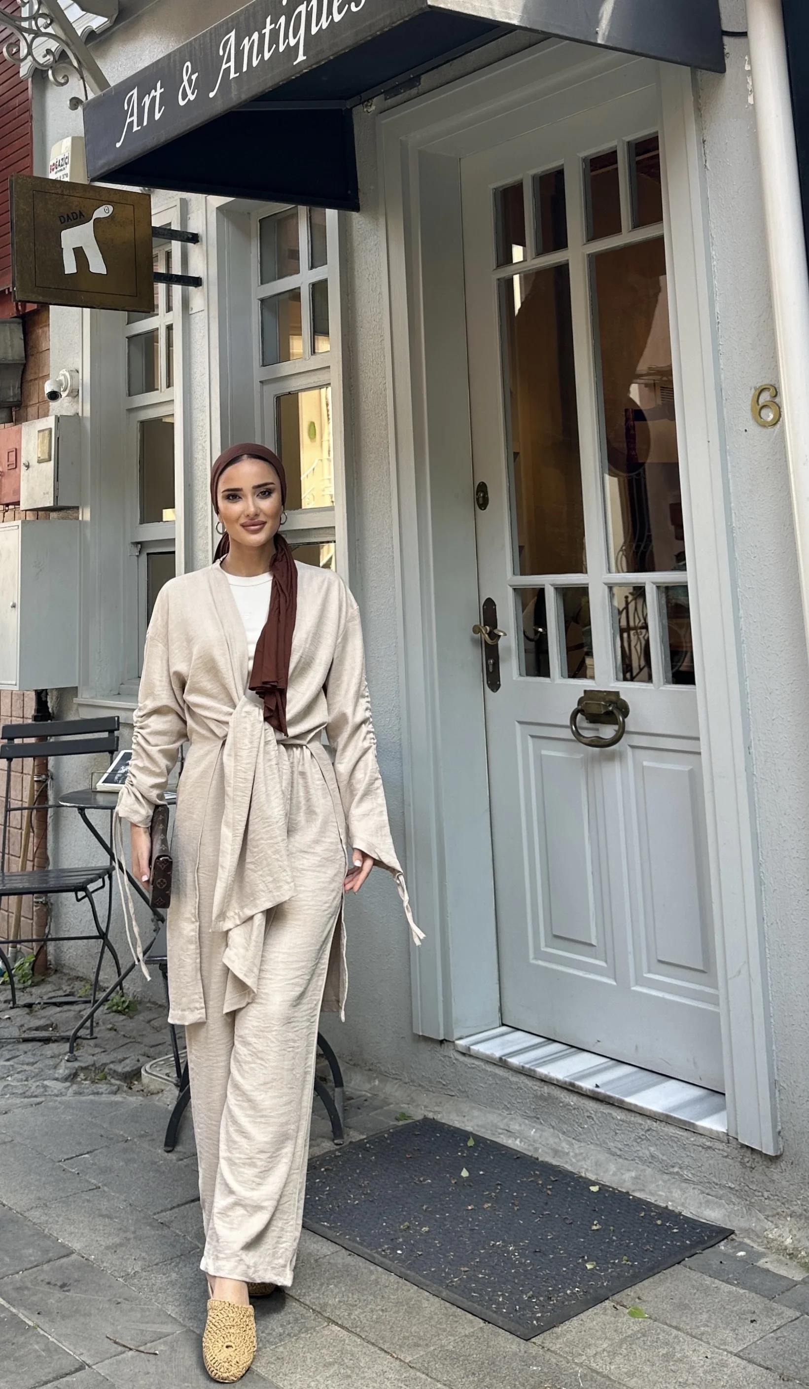 Ester Bağlamlı Takım Krem