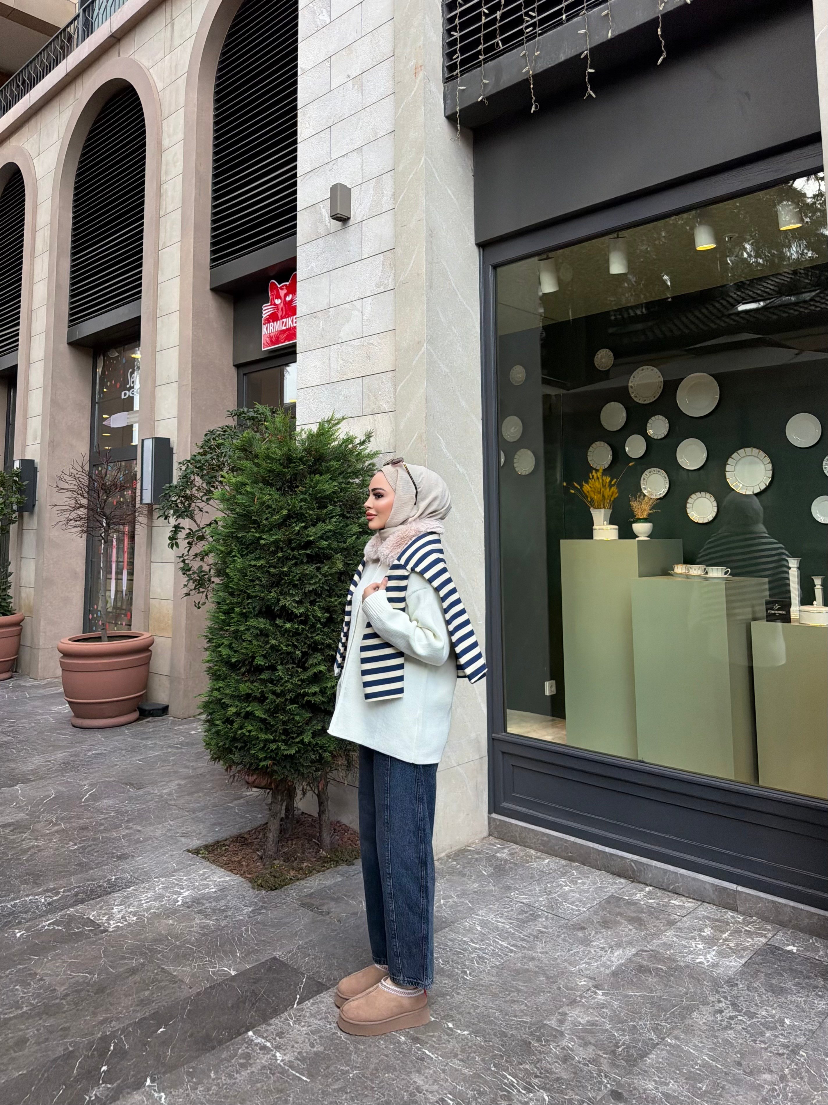 Eva Kürk Detaylı Hırka - Beyaz
