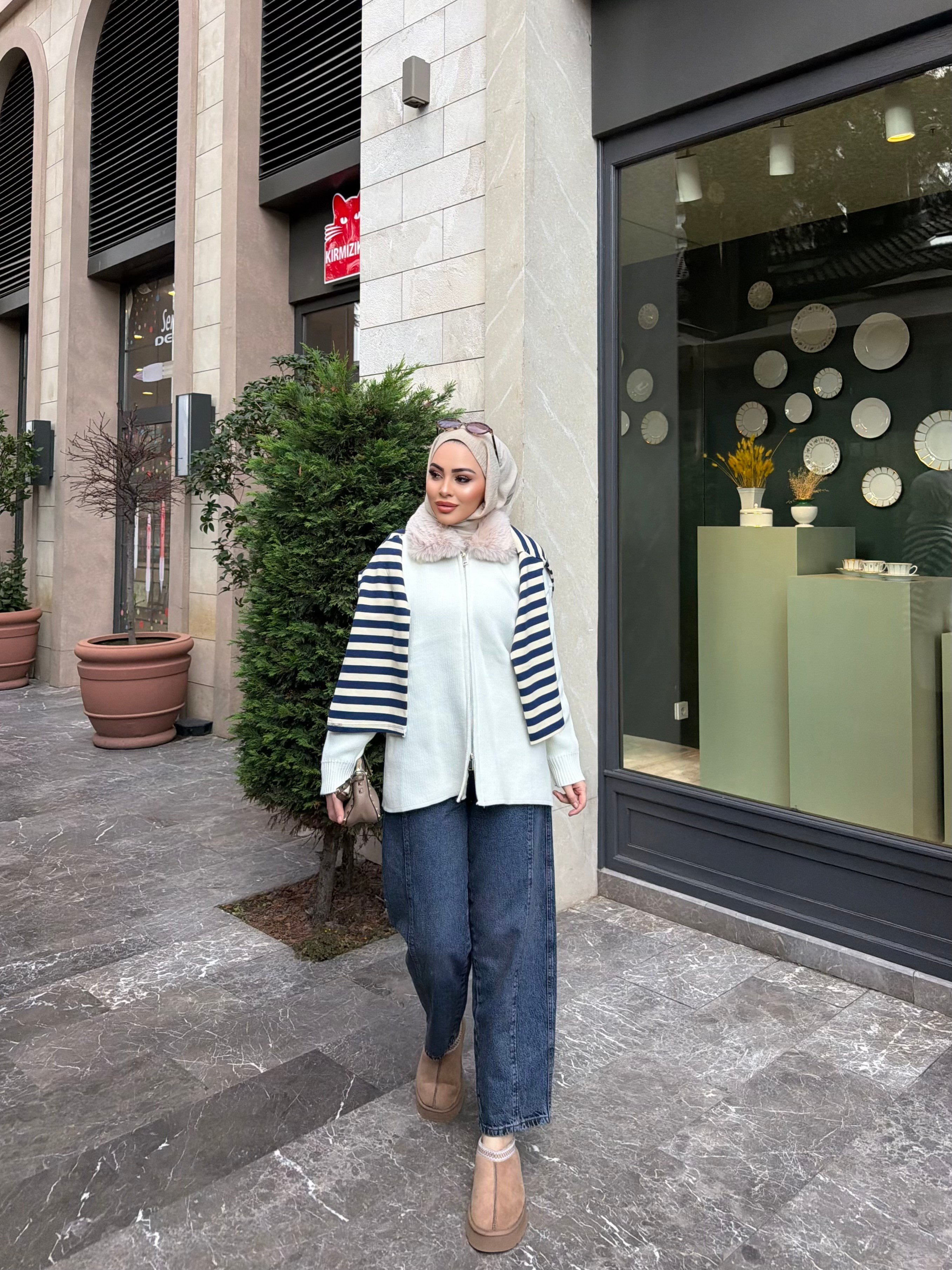 Eva Kürk Detaylı Hırka - Beyaz