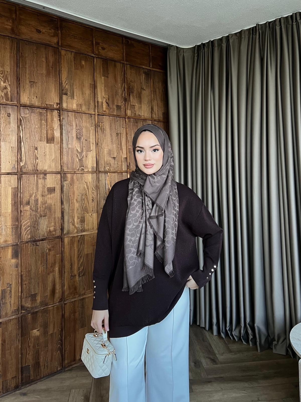 Eva Simli Kolu Düğmeli Triko Kazak Acı Kahve