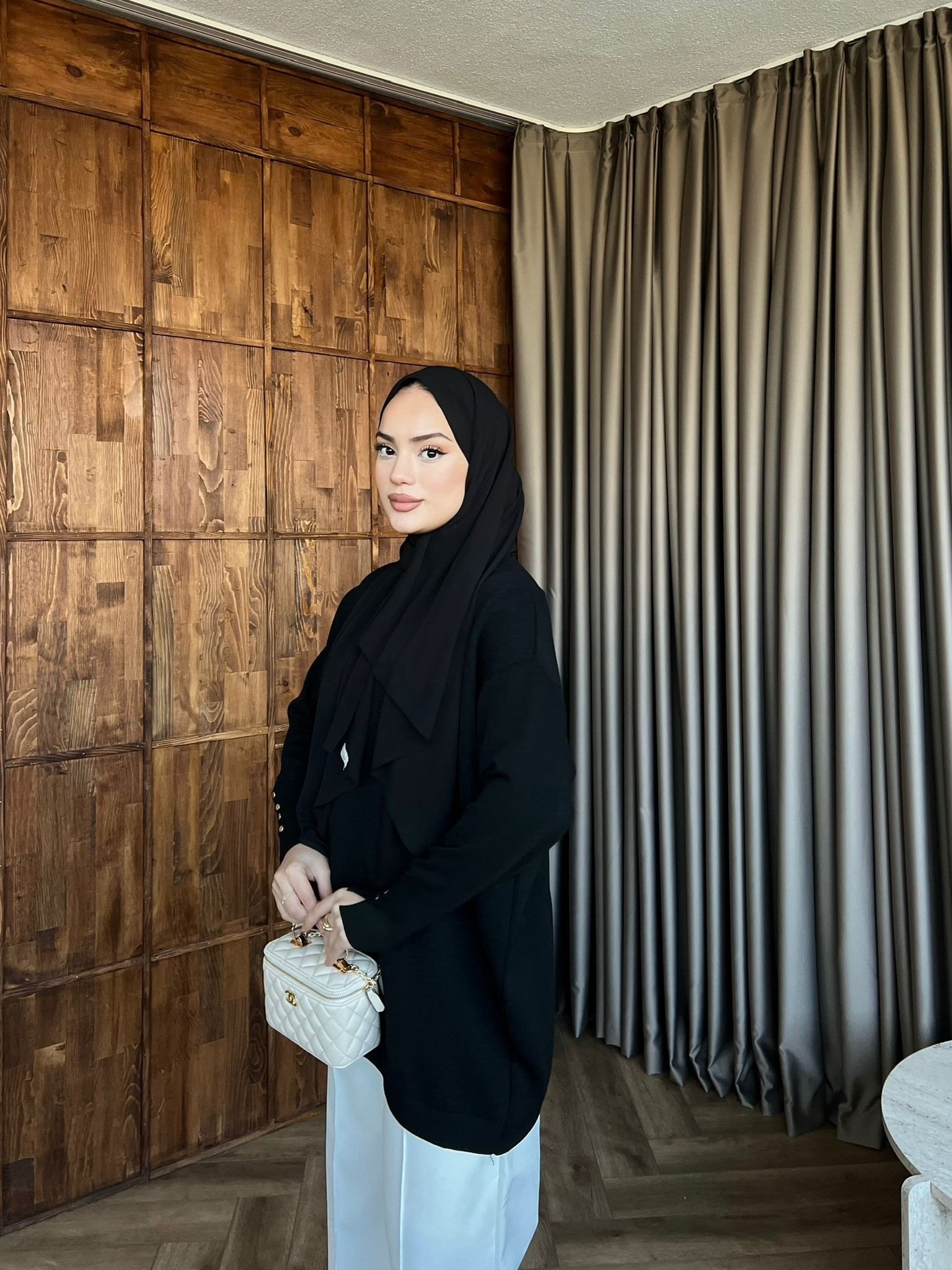 Eva Simli Kolu Düğmeli Triko Kazak Siyah