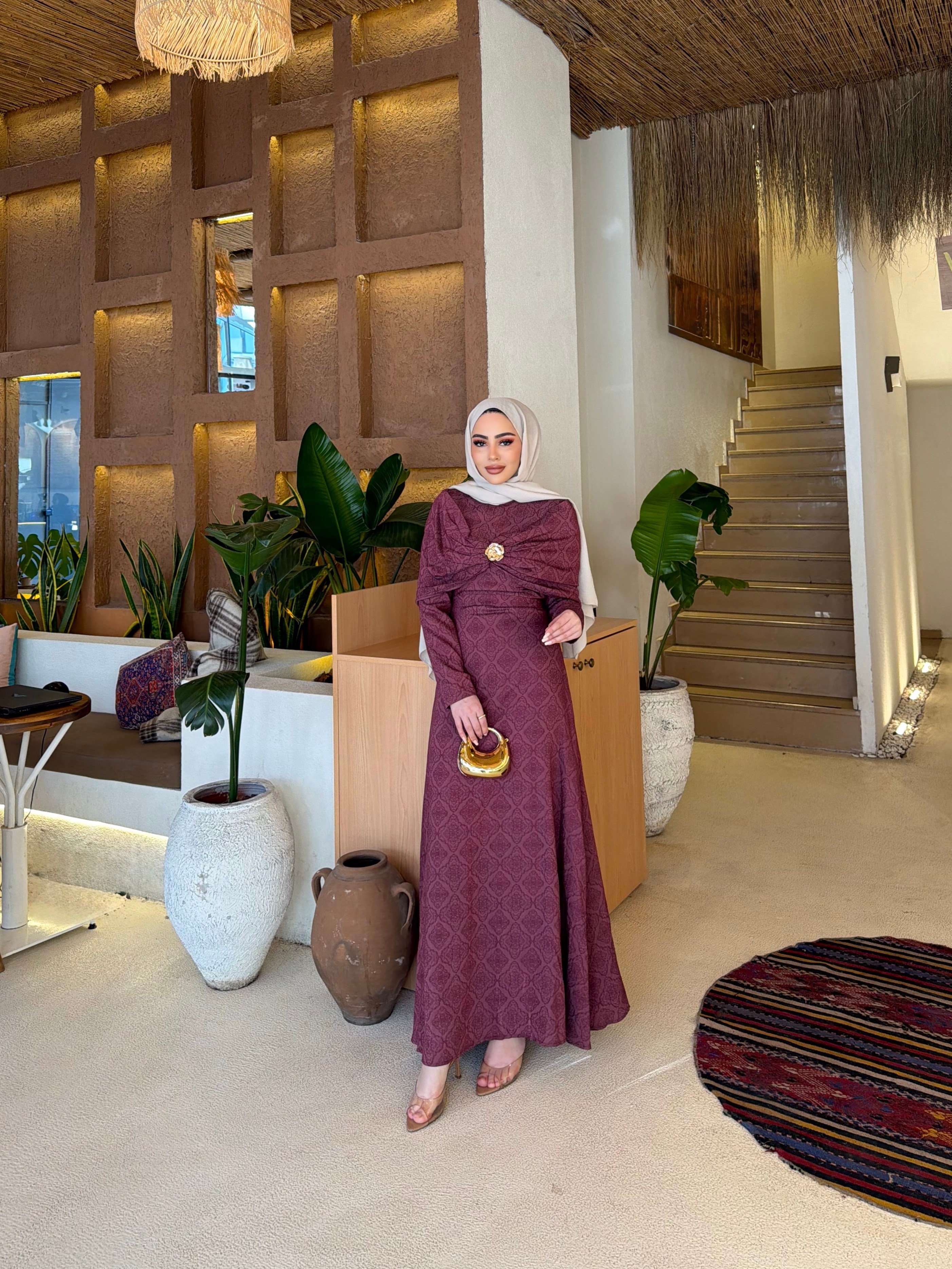 Fuş - Orchid Şal Detaylı Broşlu Elbise - Mürdüm