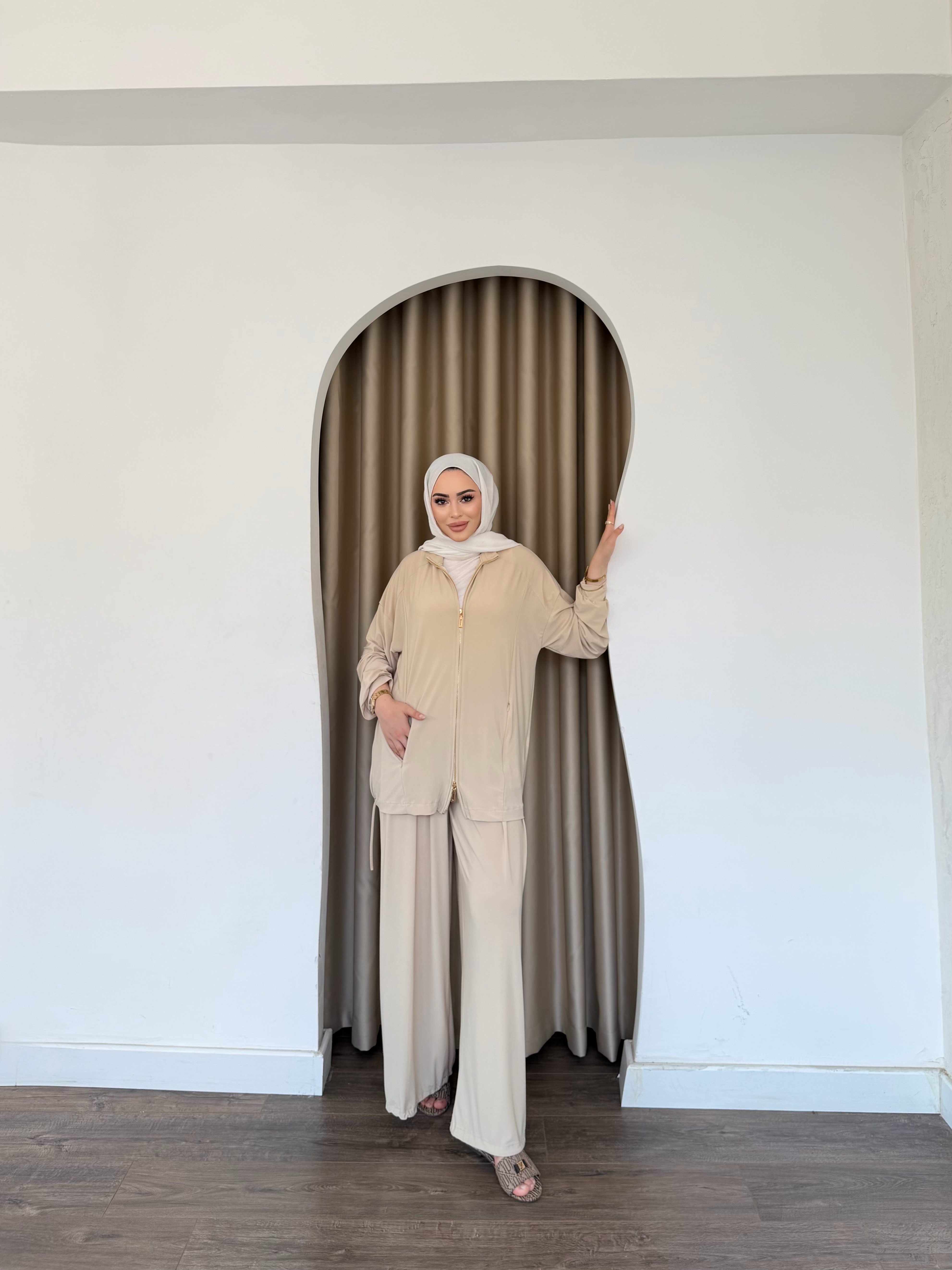 Helin Paça Lastikli Takım - Bej