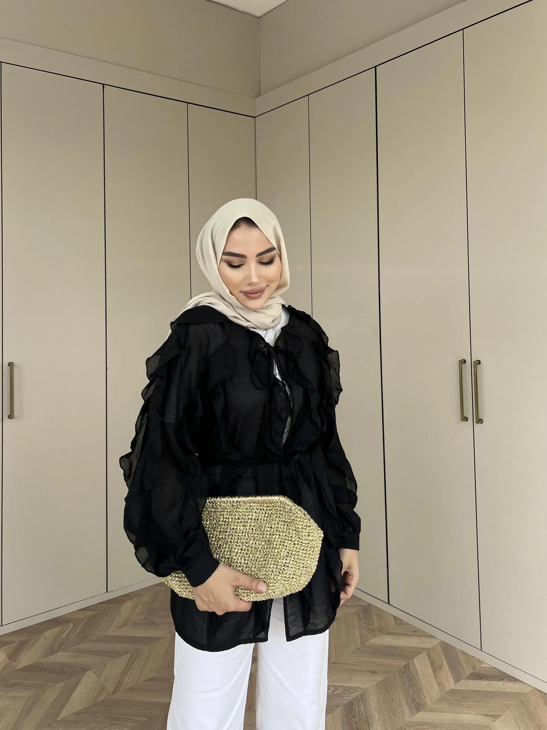 Hello Fırfırlı Gömlek - Siyah