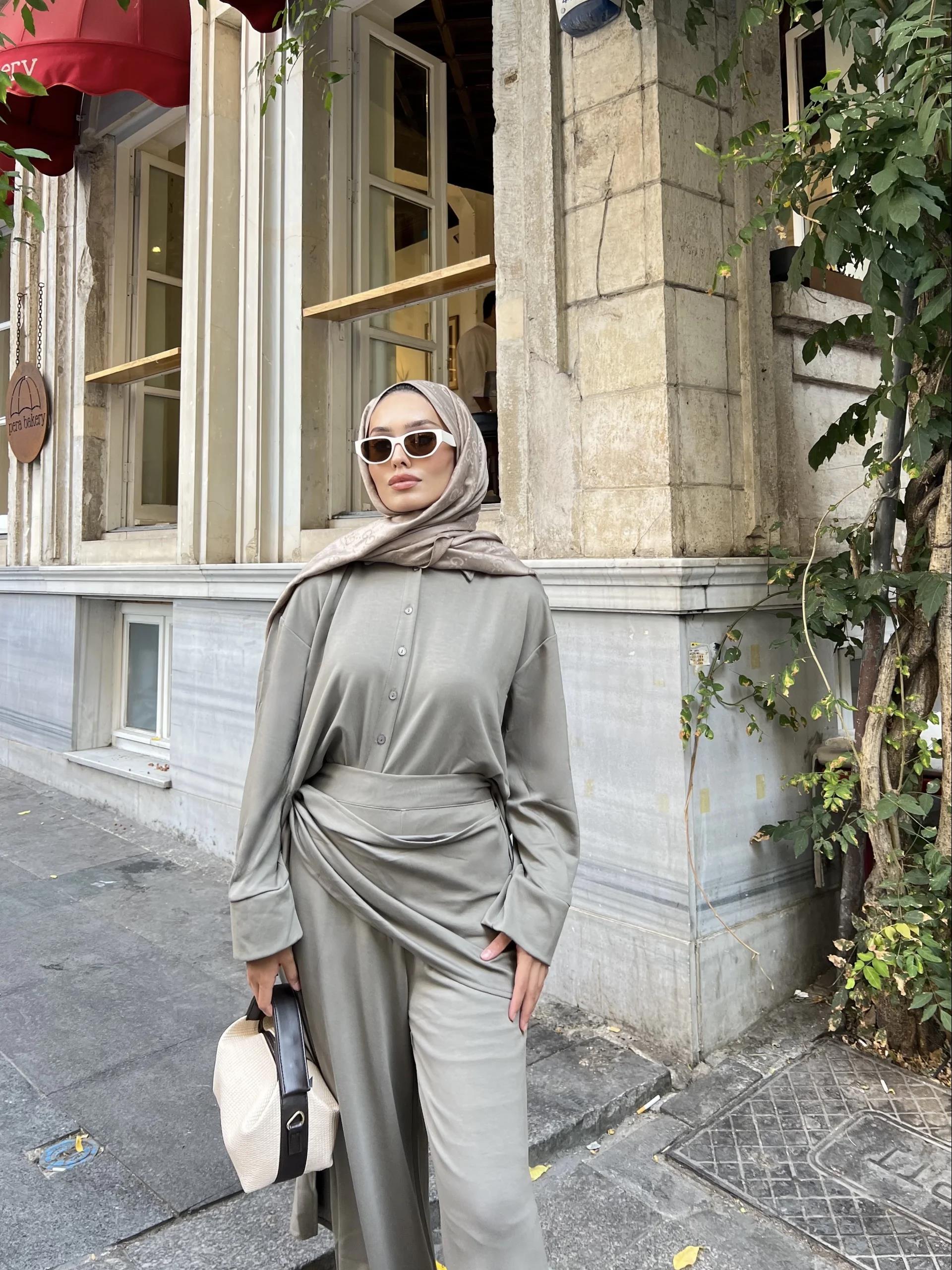 Lale Belden Geçirmeli Oysha Takım - Yeşil