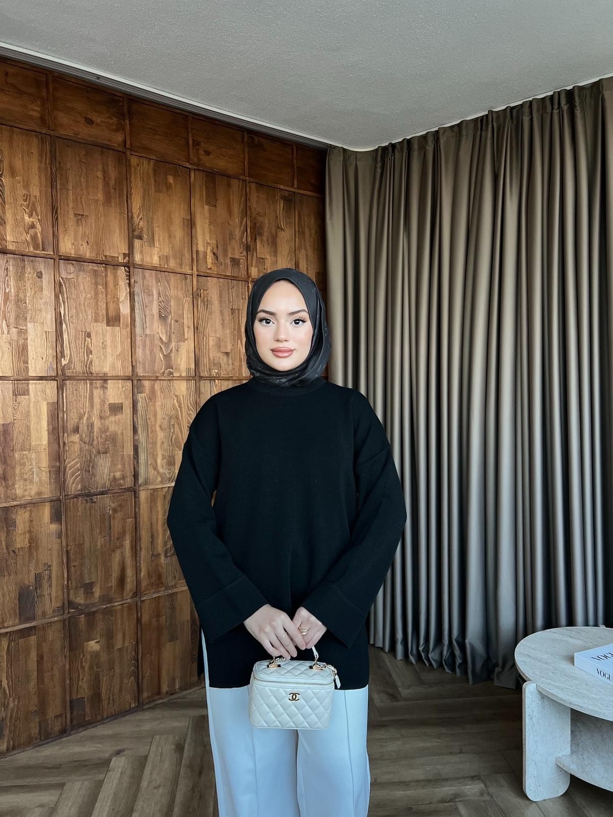 Lea Simli Kolu Kıvırmalı Kazak - Siyah