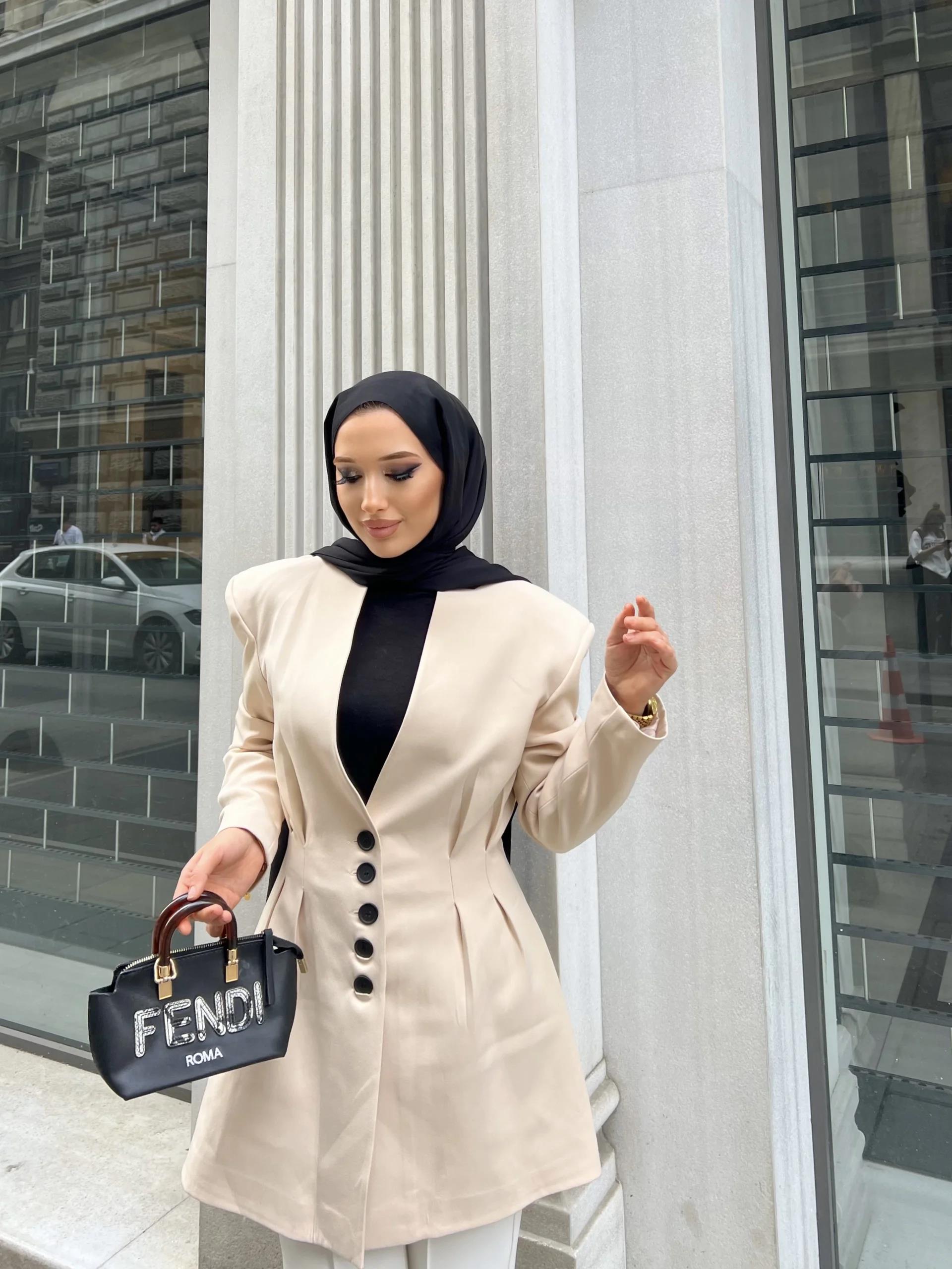 Leta Düğme Detaylı Ceket Krem