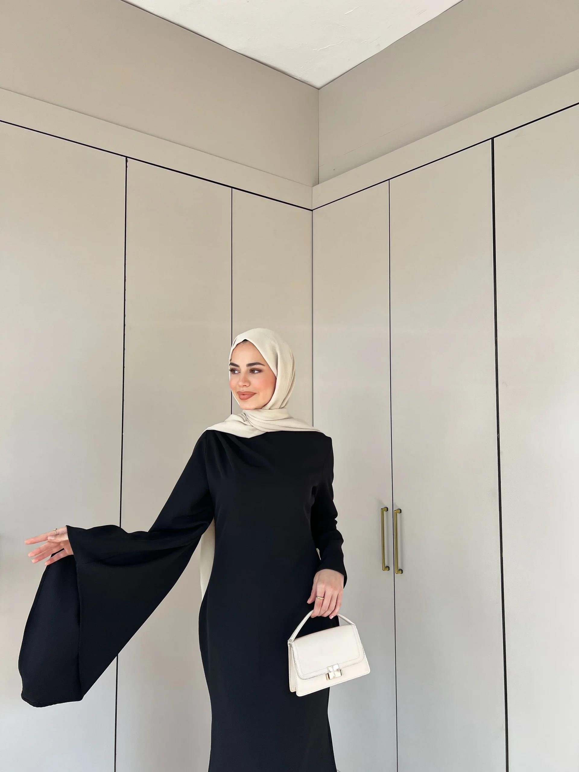 Lizy Elbise - Siyah