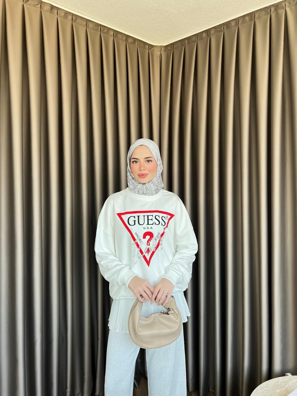 Muadil ? Kırmızı Detaylı Sweat Beyaz