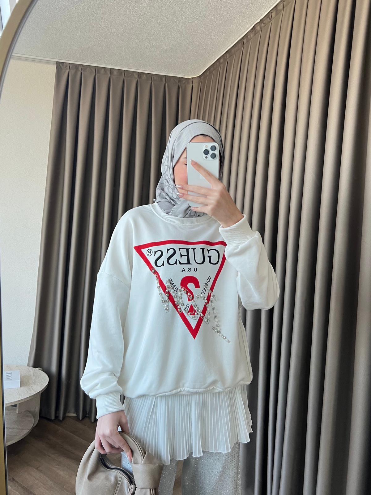 Muadil ? Kırmızı Detaylı Sweat Beyaz