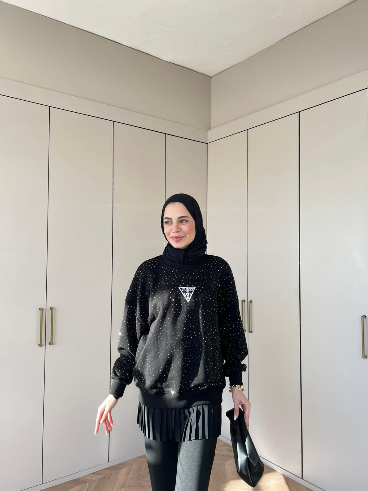 Muadil Komple Taşlı Ufak Yazılı Sweat - Siyah 