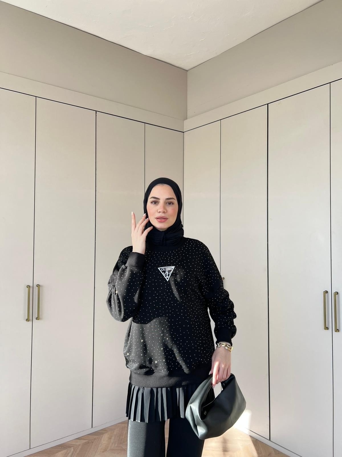 Muadil Komple Taşlı Ufak Yazılı Sweat - Siyah 