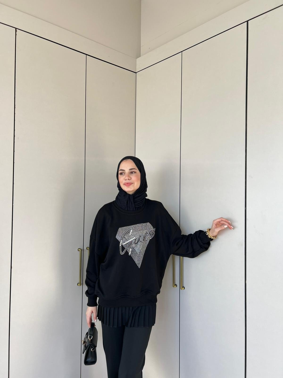 Muadil Yan Kısmı Boncuk Detaylı Sweat - Siyah