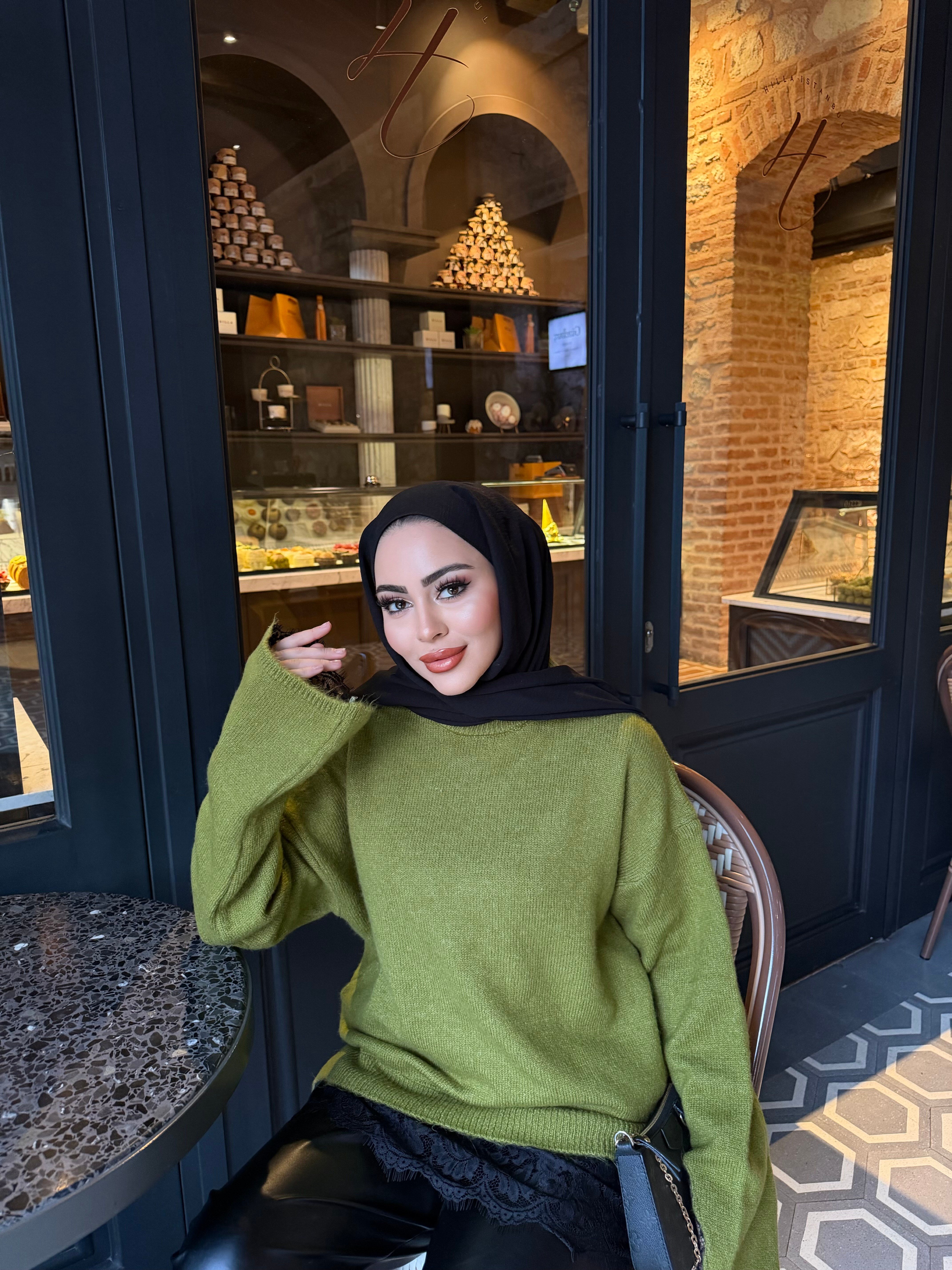 Neva Dantel Detaylı Kazak - Yeşil