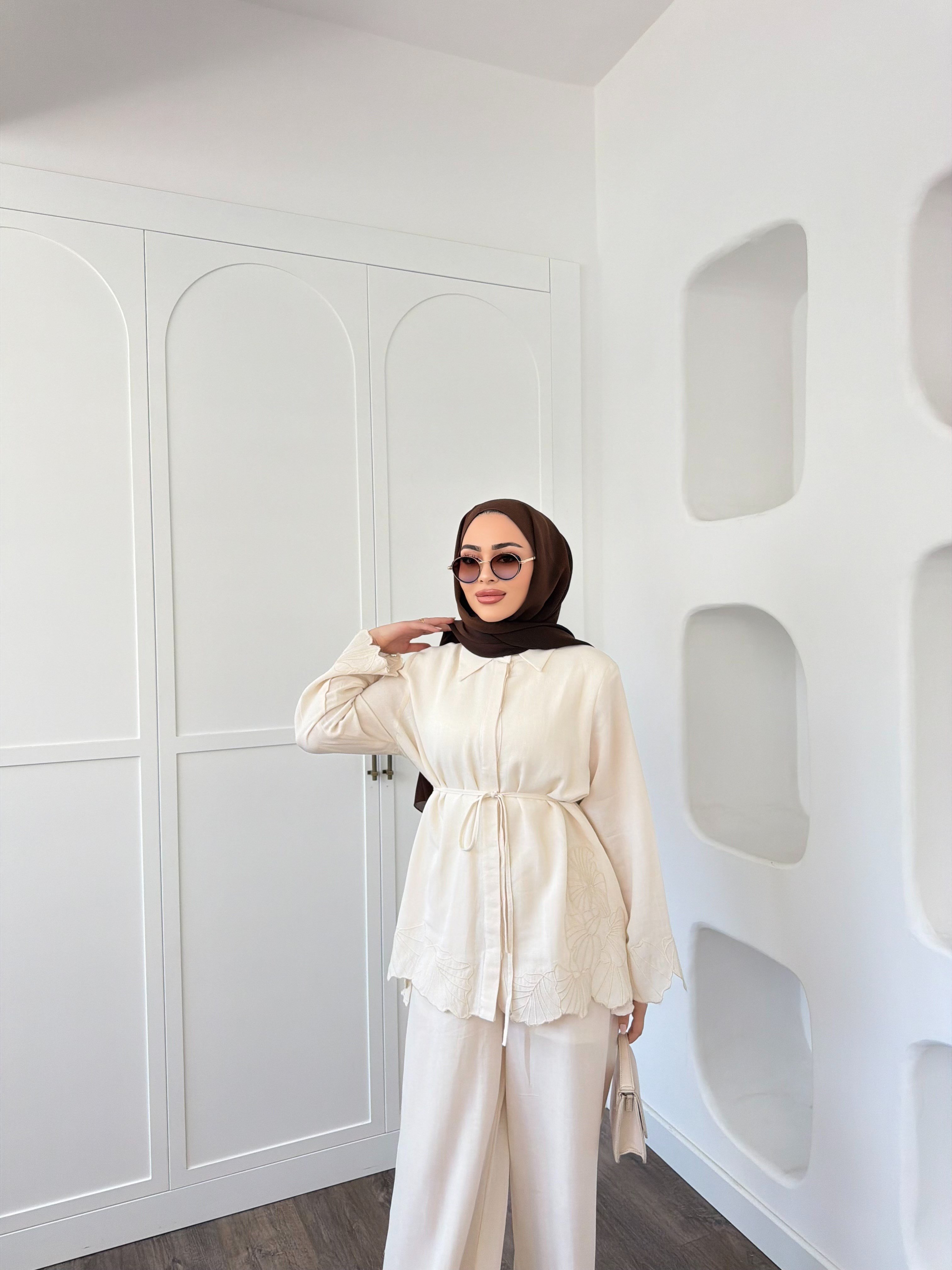 Nurse Keten Takım - Krem