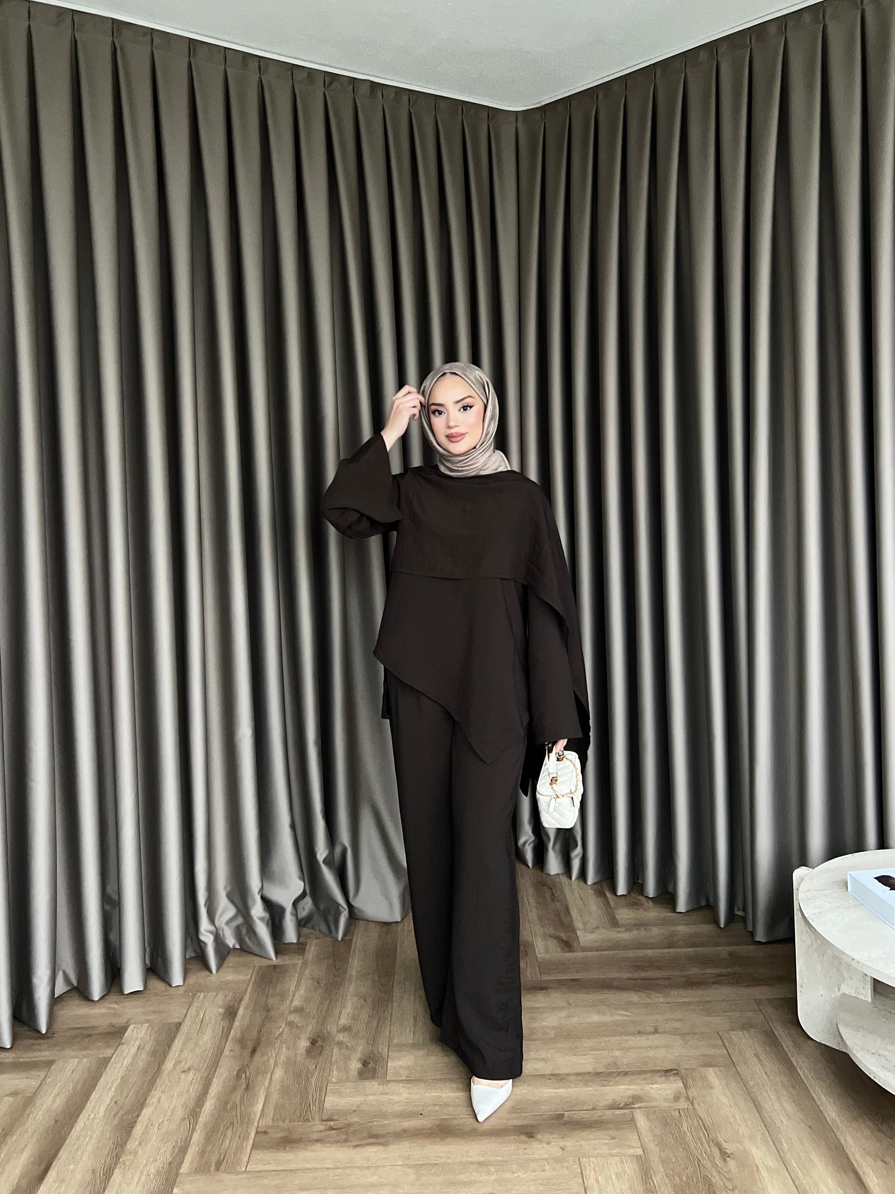 Pelerinli Pelin Takım - Kahve