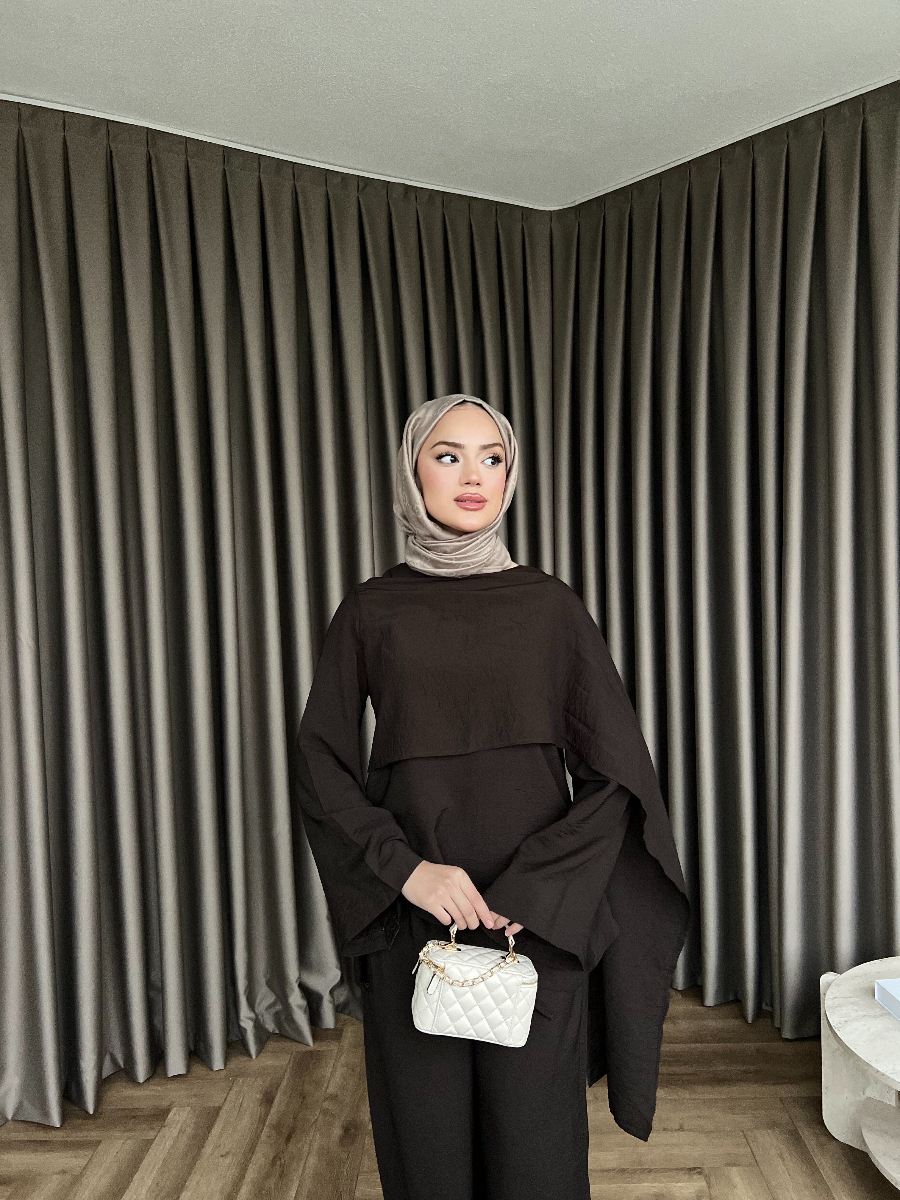 Pelerinli Pelin Takım - Kahve