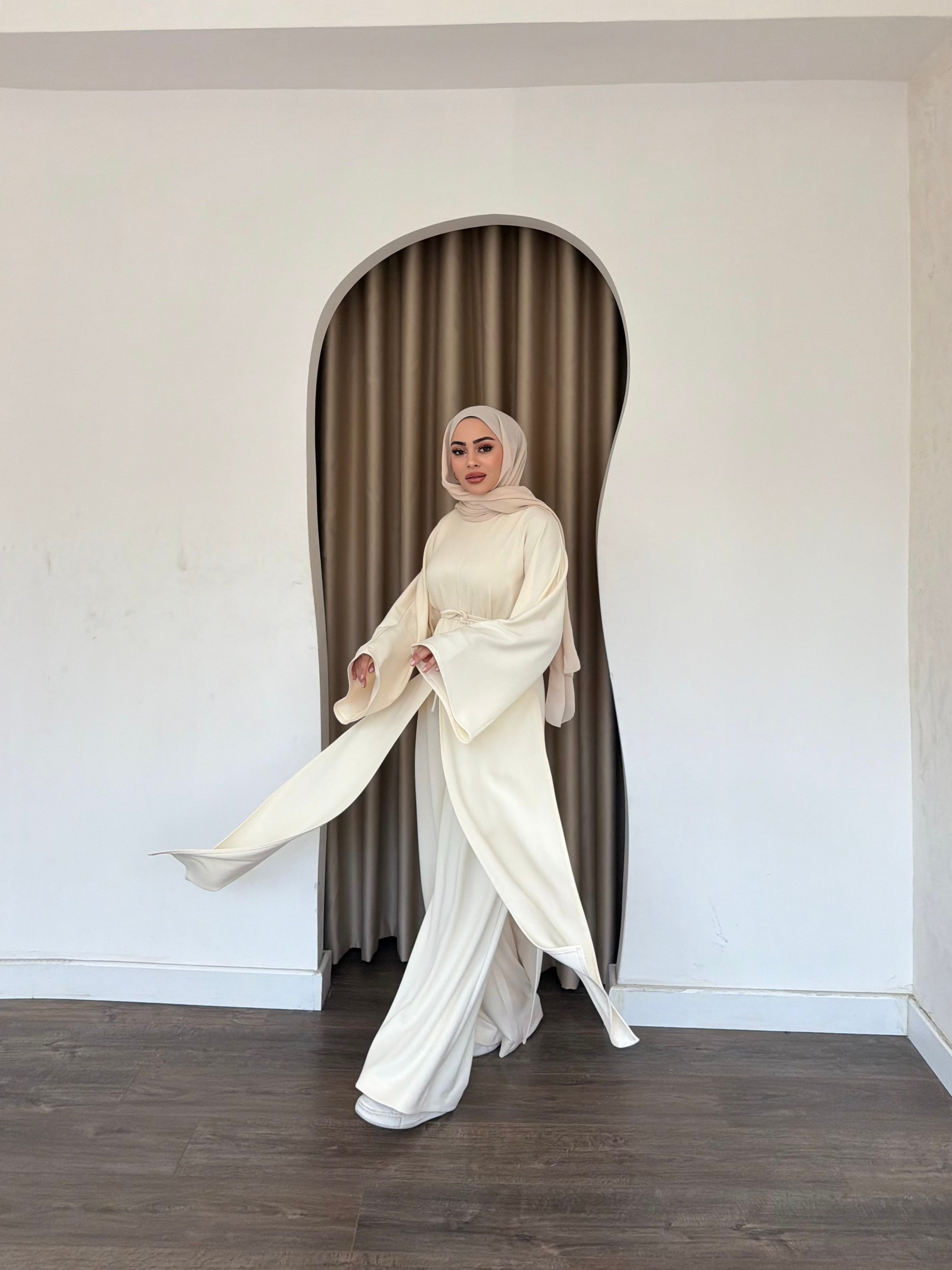 Pila Oysh Takım - Krem