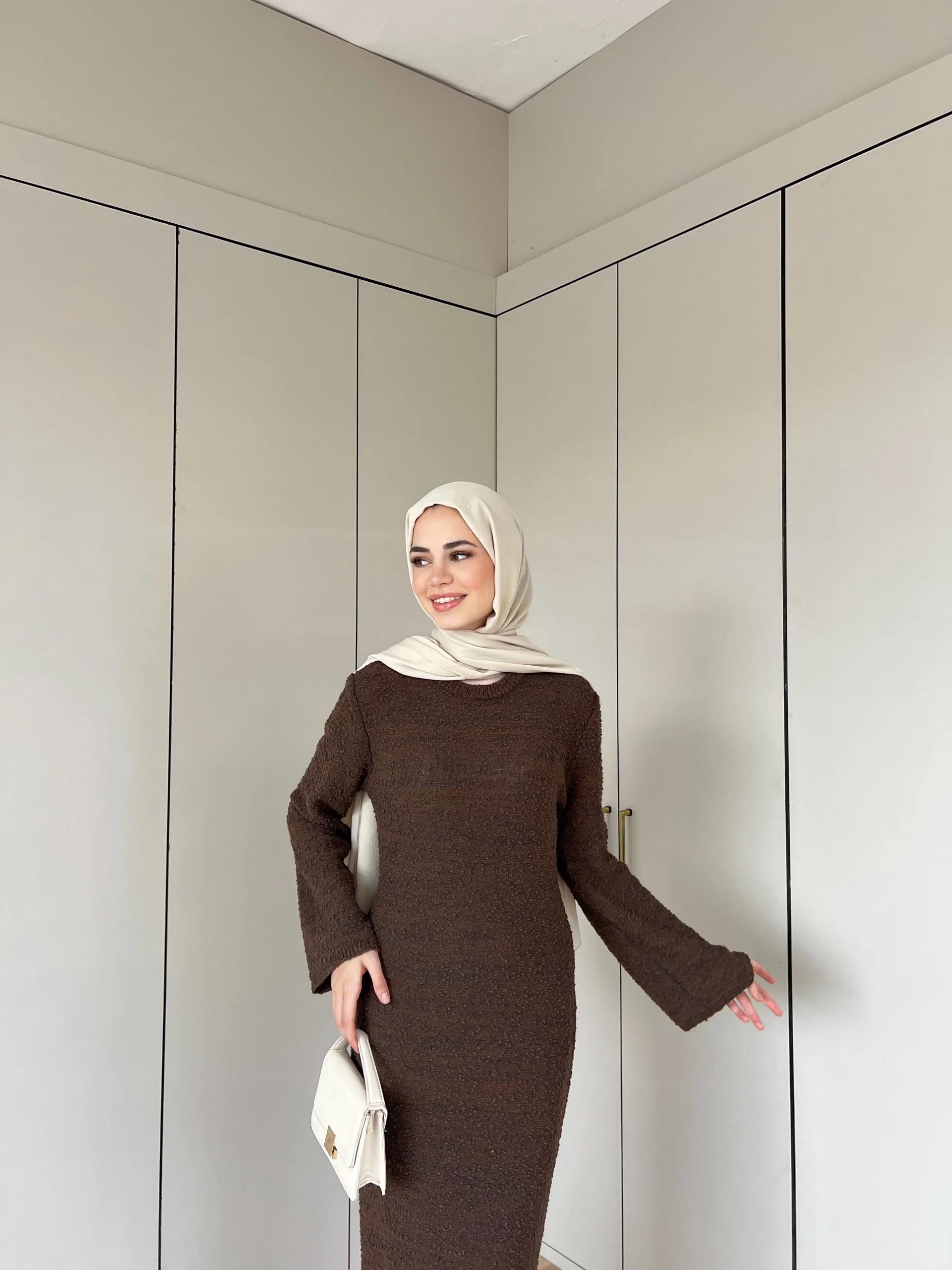 Ponpon Elbise -Kahve