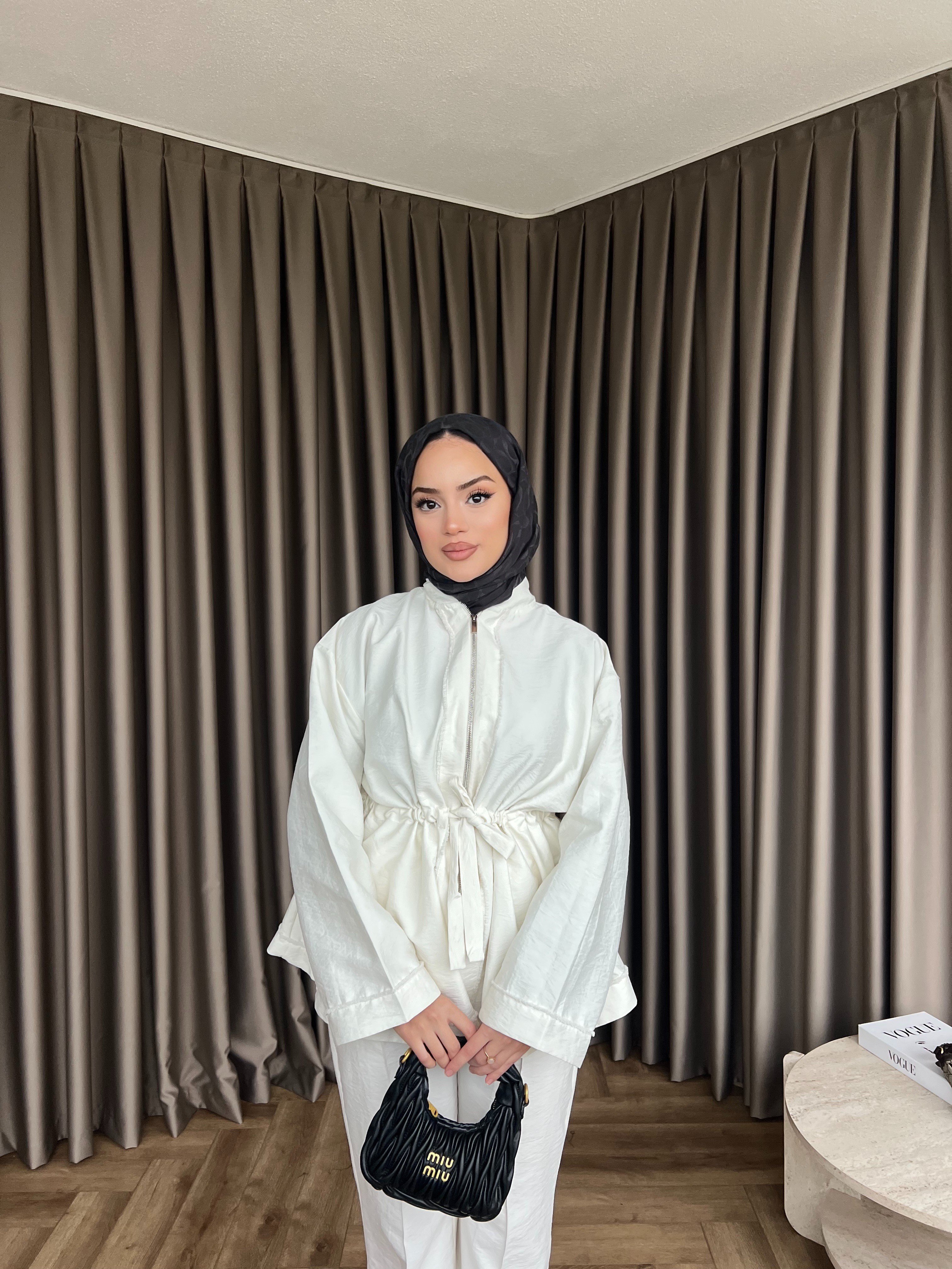 Pusula Takım- Beyaz