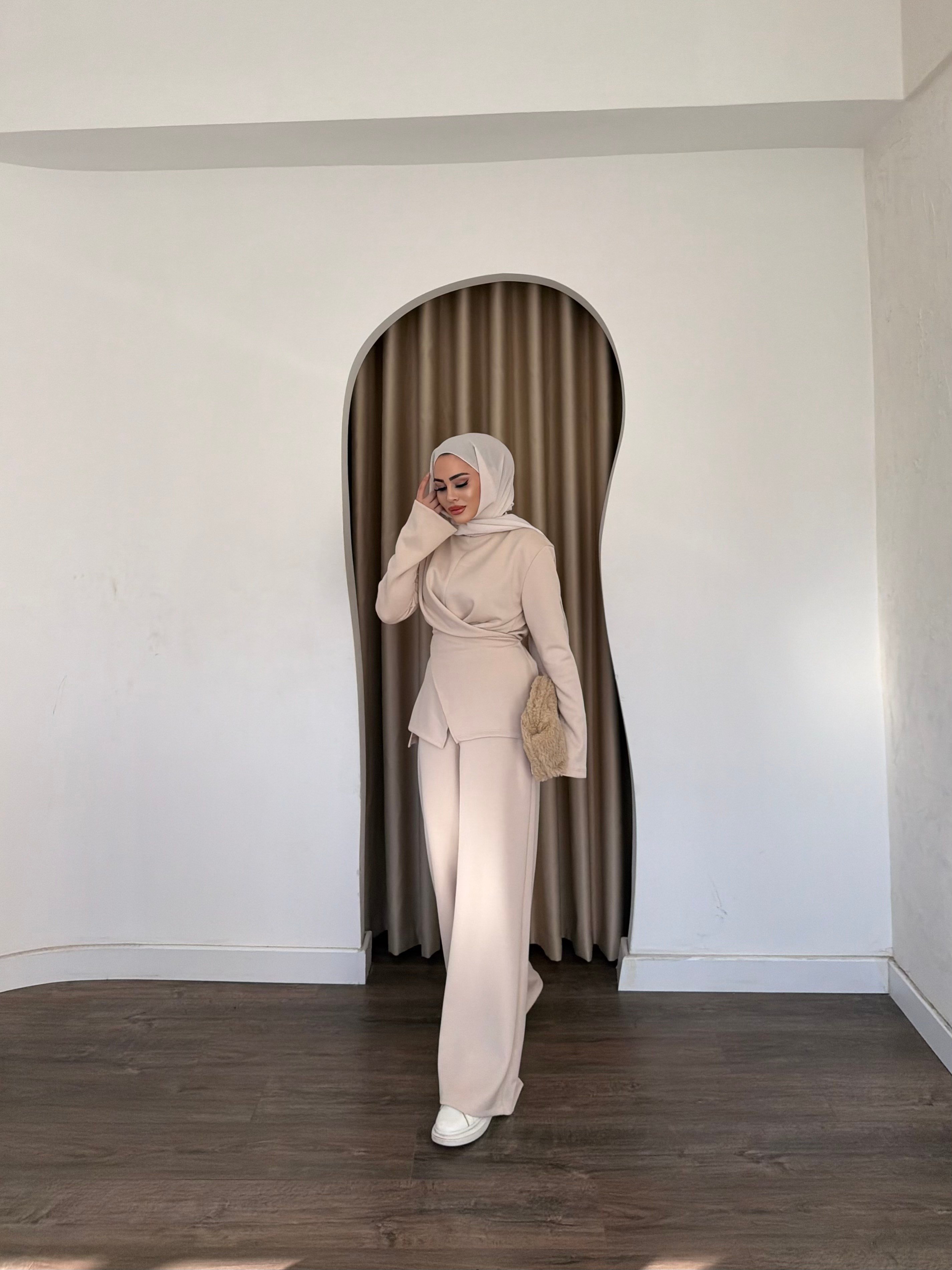 Rival Bağlamalı Takım - Bej