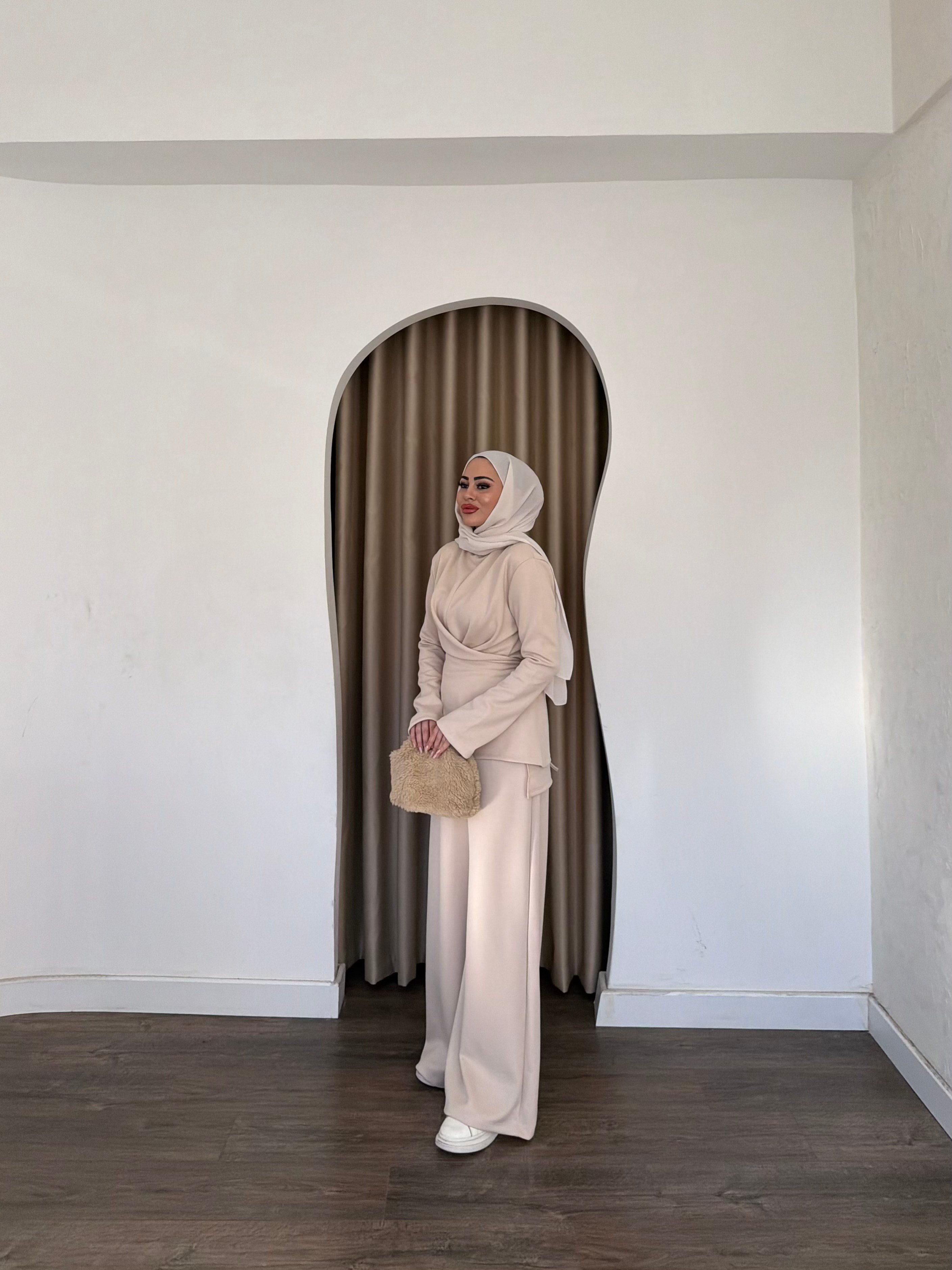 Rival Bağlamalı Takım - Bej