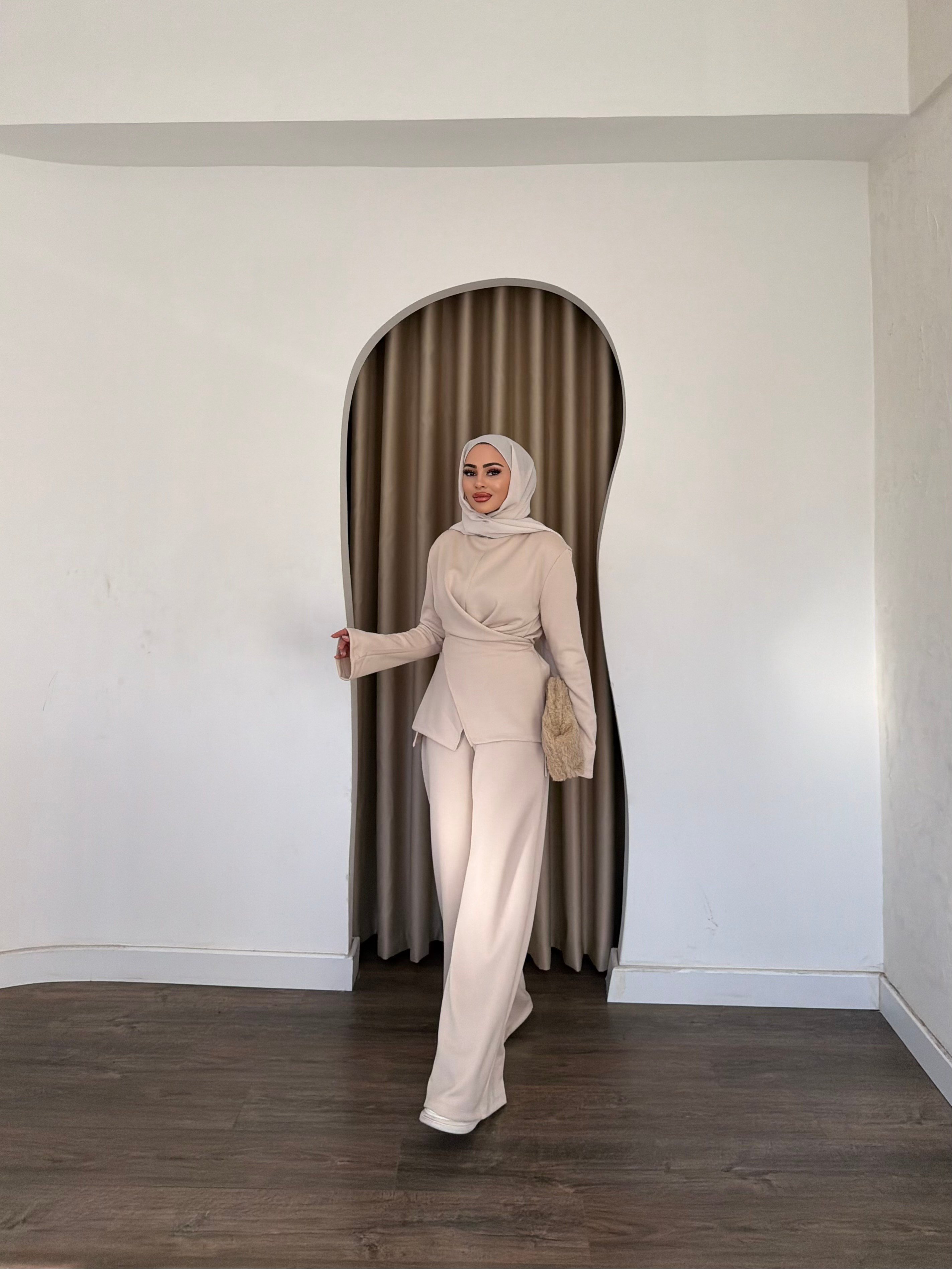Rival Bağlamalı Takım - Bej