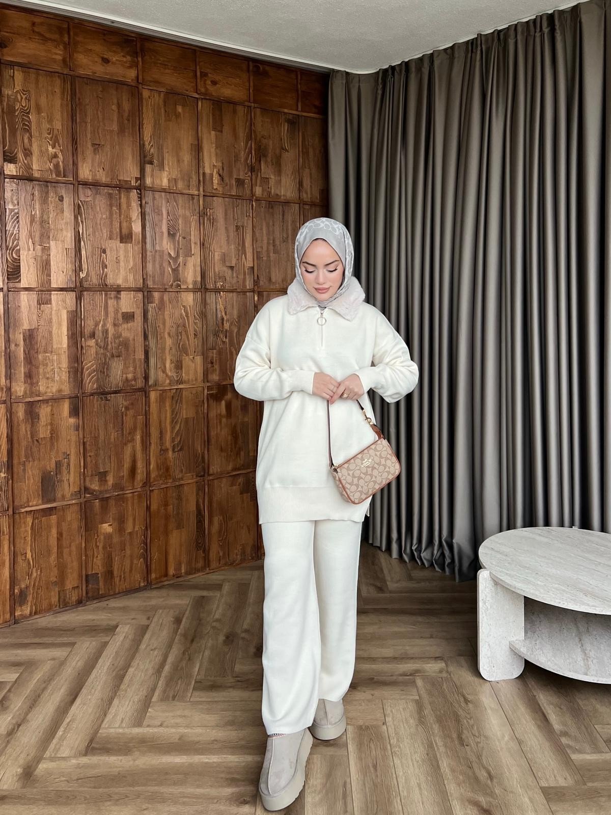 Yesla Kürk Detaylı Takım - Ekru