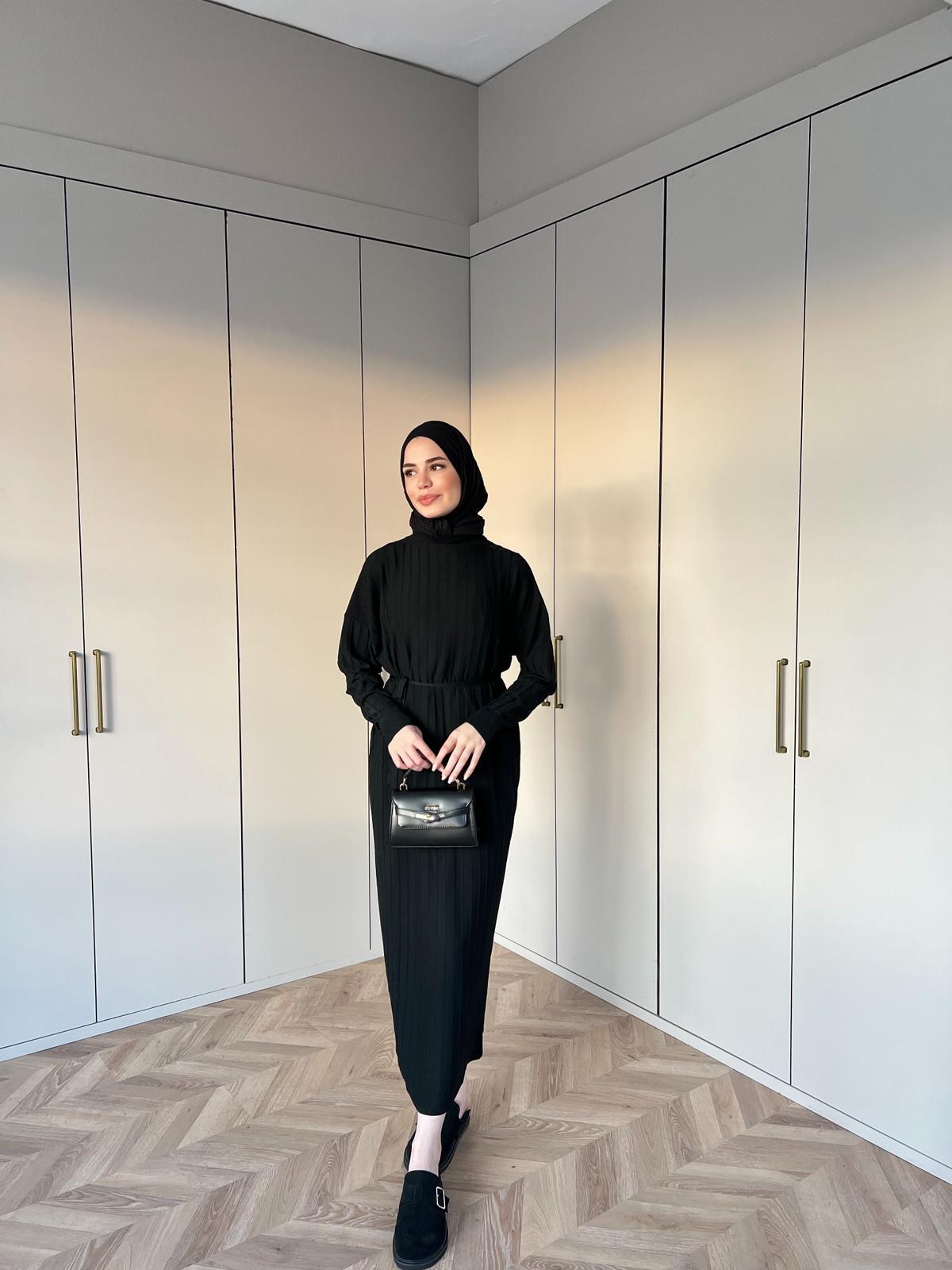 Yüsra Elbise Siyah