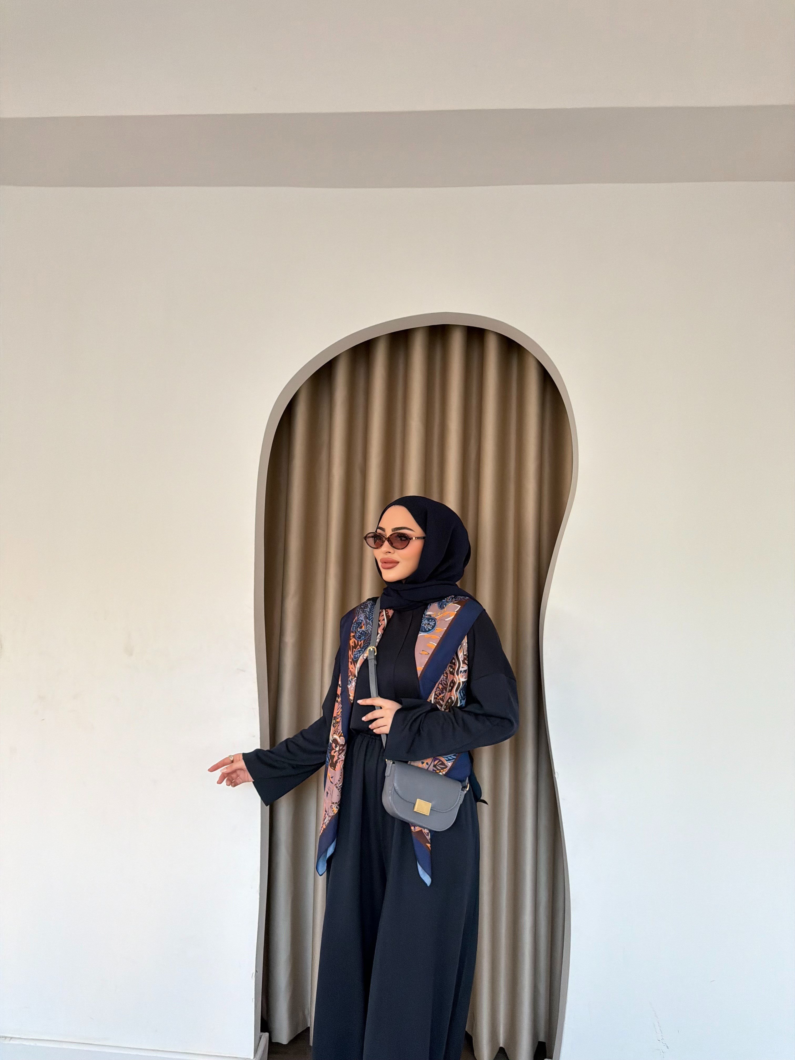 Zühre Oysh Takım - Laci