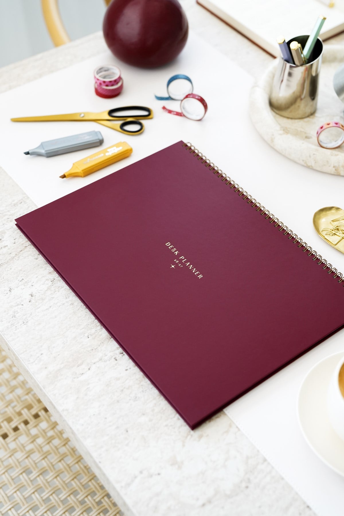 Matt Notebook 2026-2027 16 Aylık Akademik Masaüstü Planlayıcı Takvim 25x35 cm - Bordo