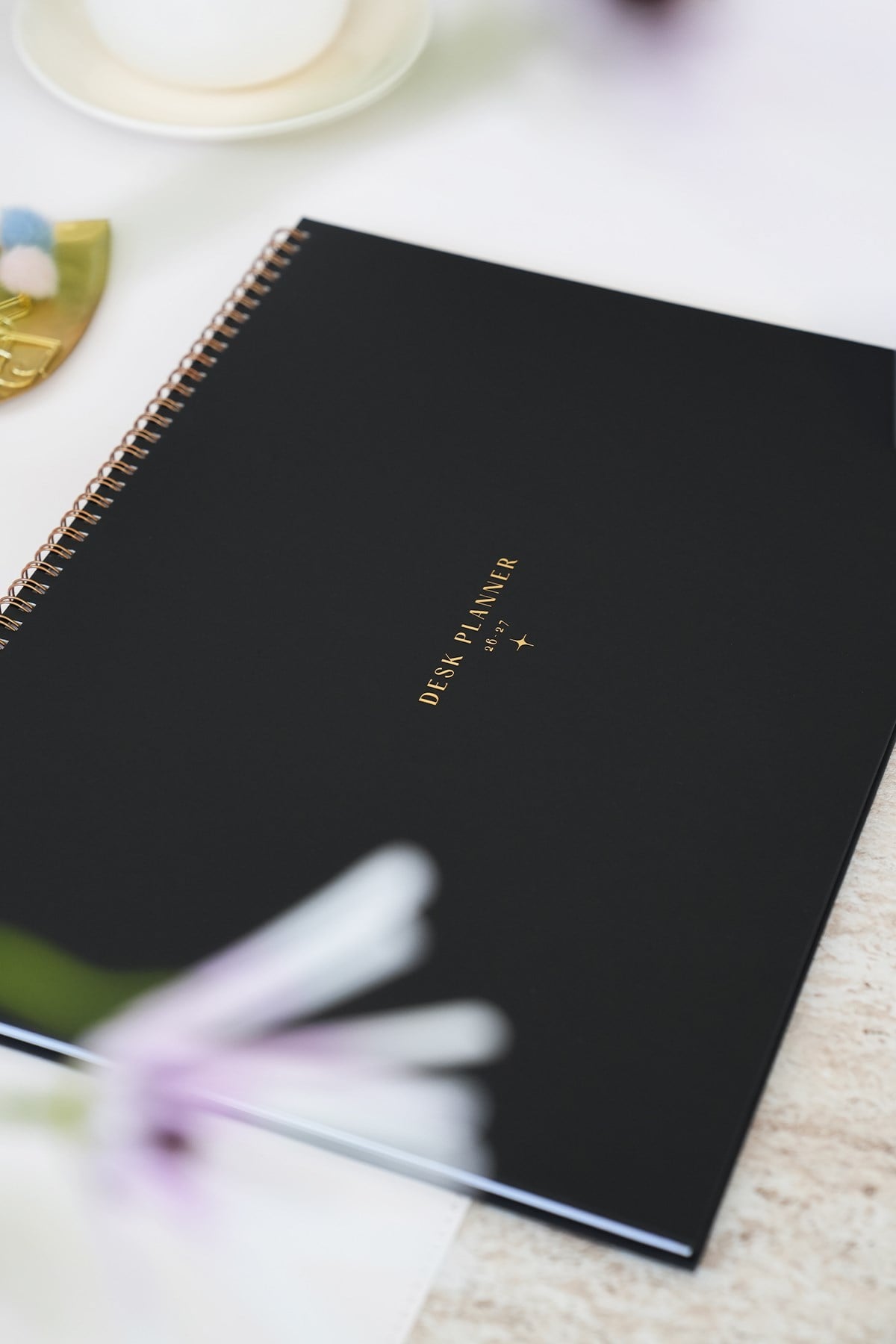 Matt Notebook 2026-2027 16 Aylık Akademik Masaüstü Planlayıcı Takvim 25x35 cm - Siyah