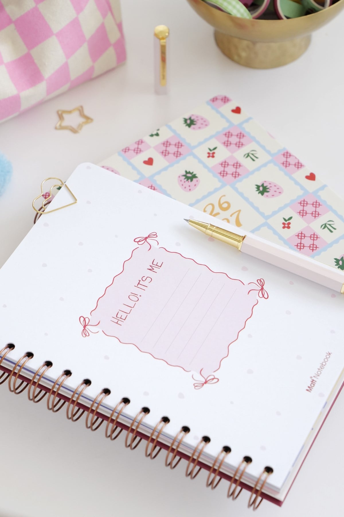 Matt Notebook 2026-2027 A5 Akademik Ajanda Spiralli 15x21 cm - 16 Aylık - Motivasyon Sayfalı Çilek