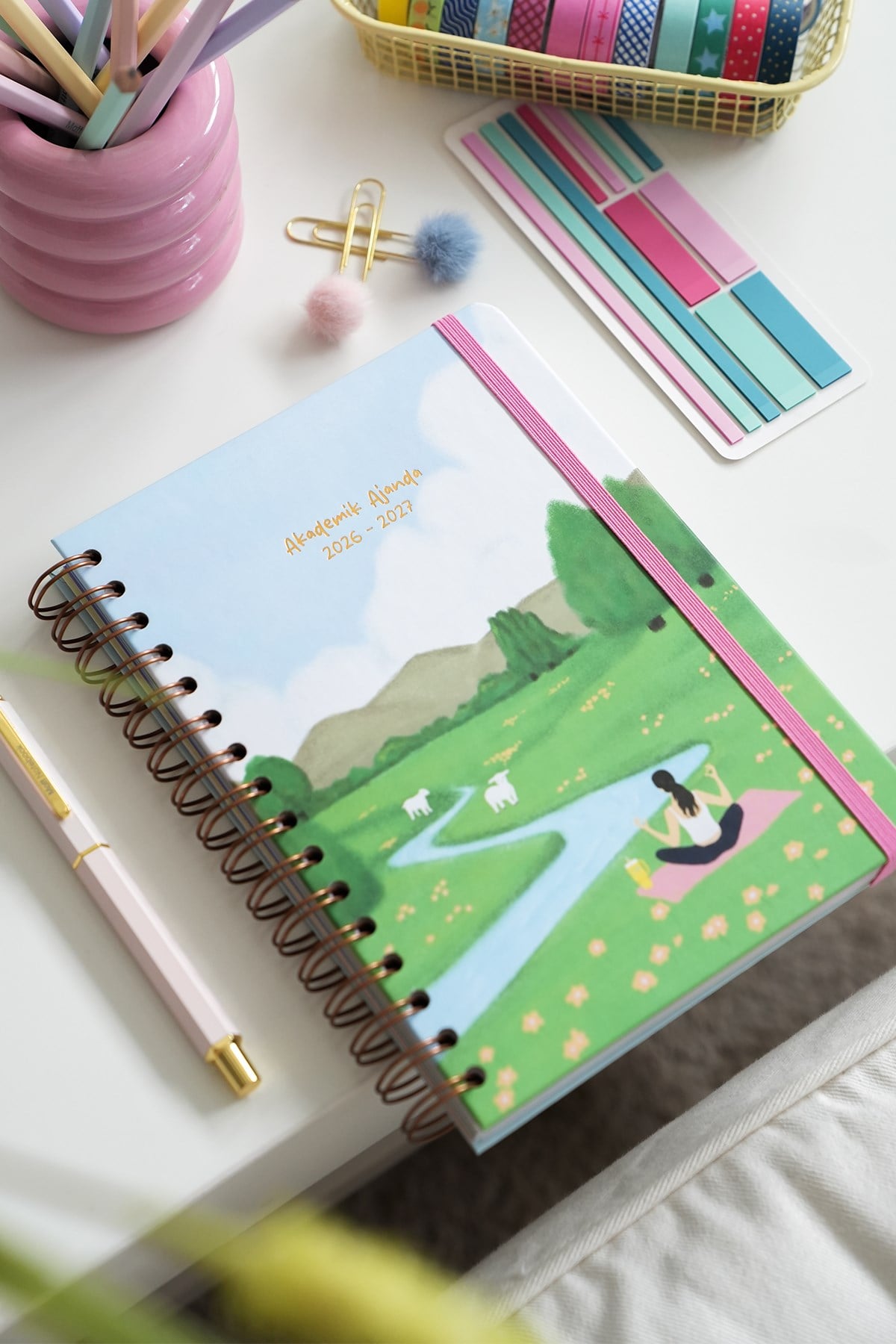 Matt Notebook 2026-2027 A5 Akademik Ajanda Spiralli 15x21 cm - 16 Aylık - Motivasyon Sayfalı Manzara