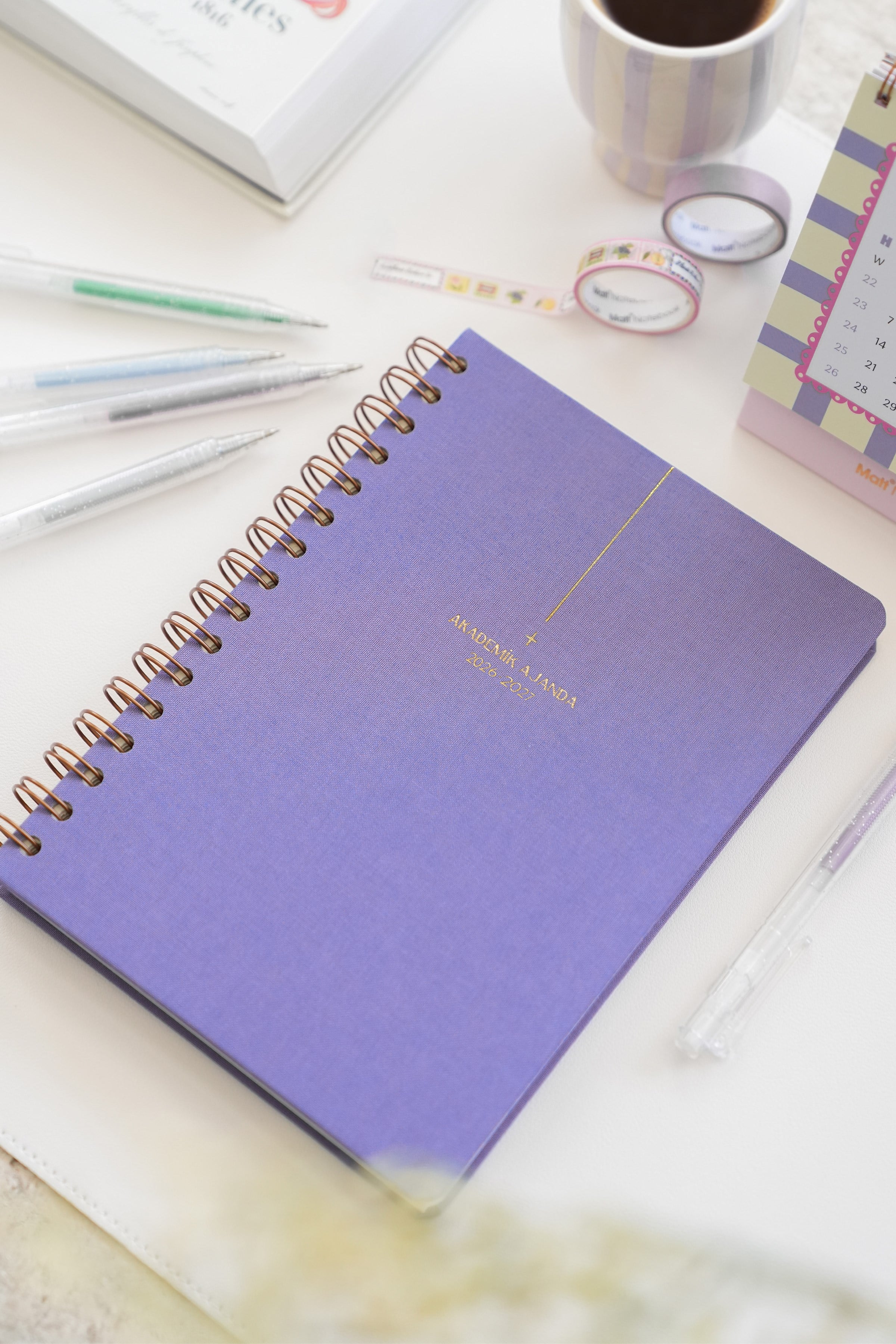 Matt Notebook 2026-2027 A5 Keten Akademik Ajanda Spiralli 15x21 cm - 17 Aylık Lila