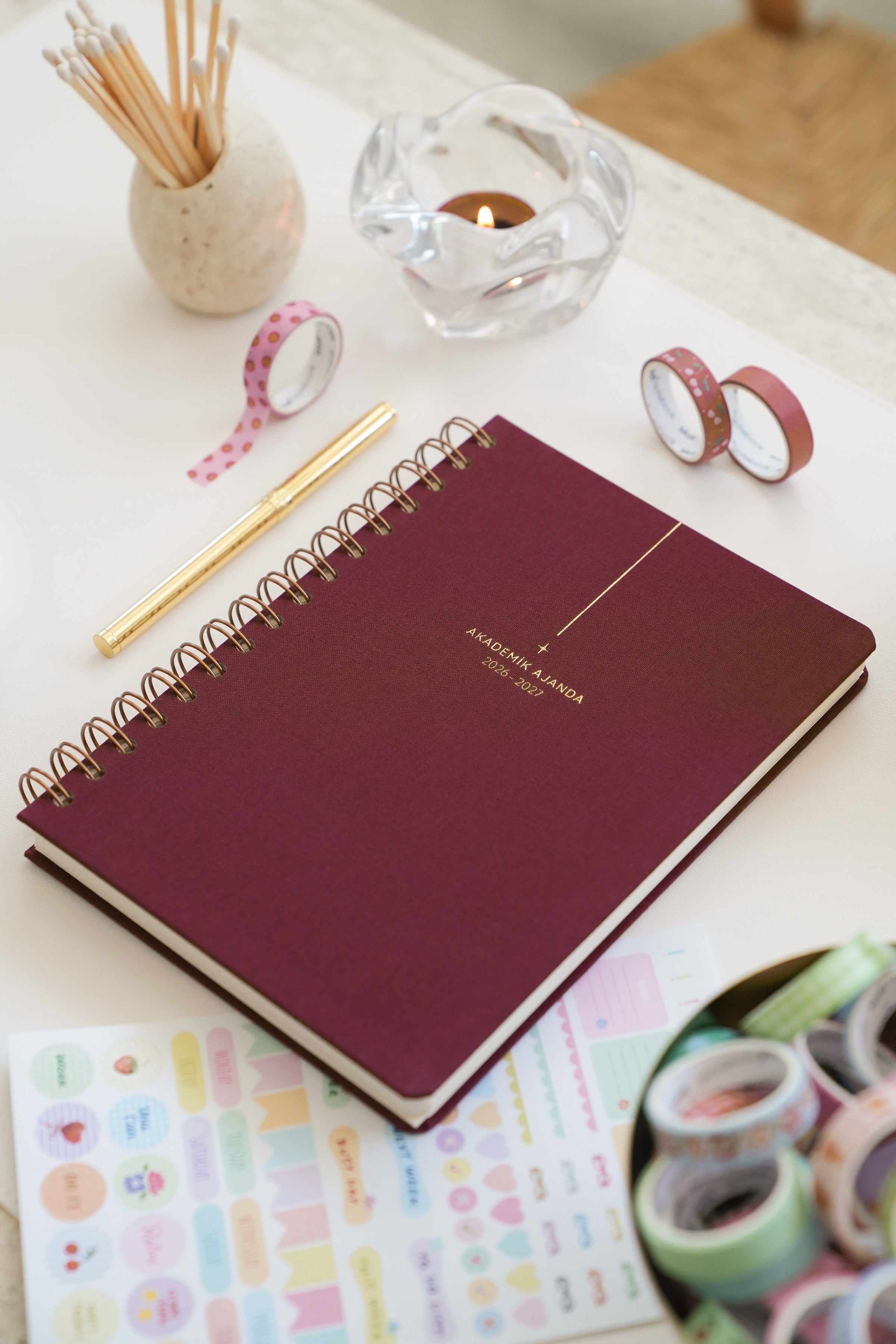 Matt Notebook 2026-2027 A5 Keten Akademik Ajanda Spiralli 15x21 cm - 17 Aylık Bordo