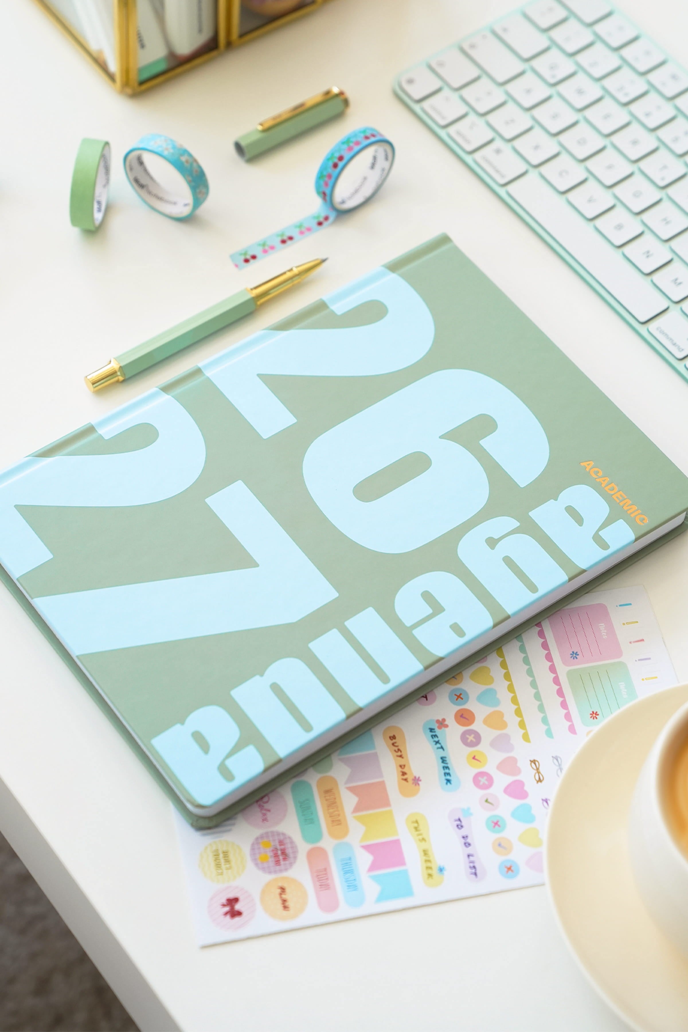 Matt Notebook 2026-2027 B5 Akademik Ajanda 17x24 cm - 17 Aylık Yeşil