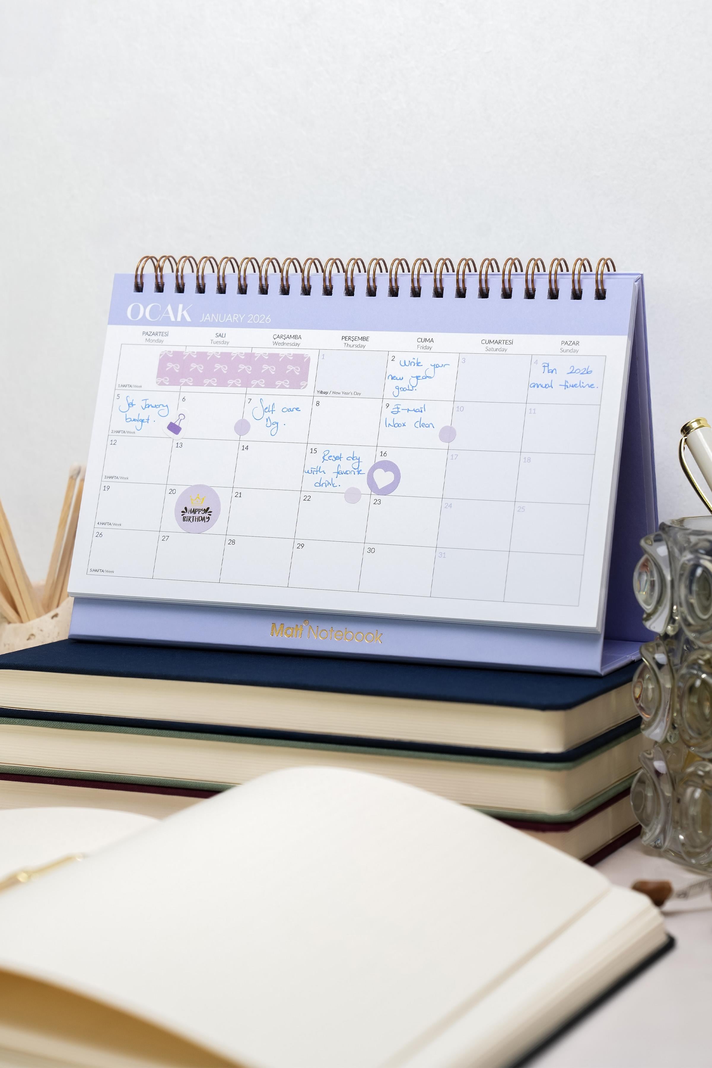 Matt Notebook 2026 Masaüstü Planlayıcı Takvim Lila