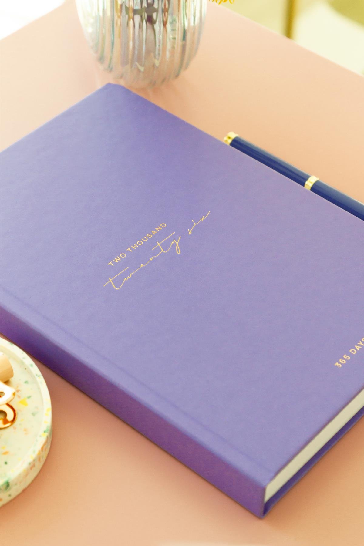 Matt Notebook 2026 Yılı A5 Tam Gün Ajanda 15x22 cm - 365 Gün Lila