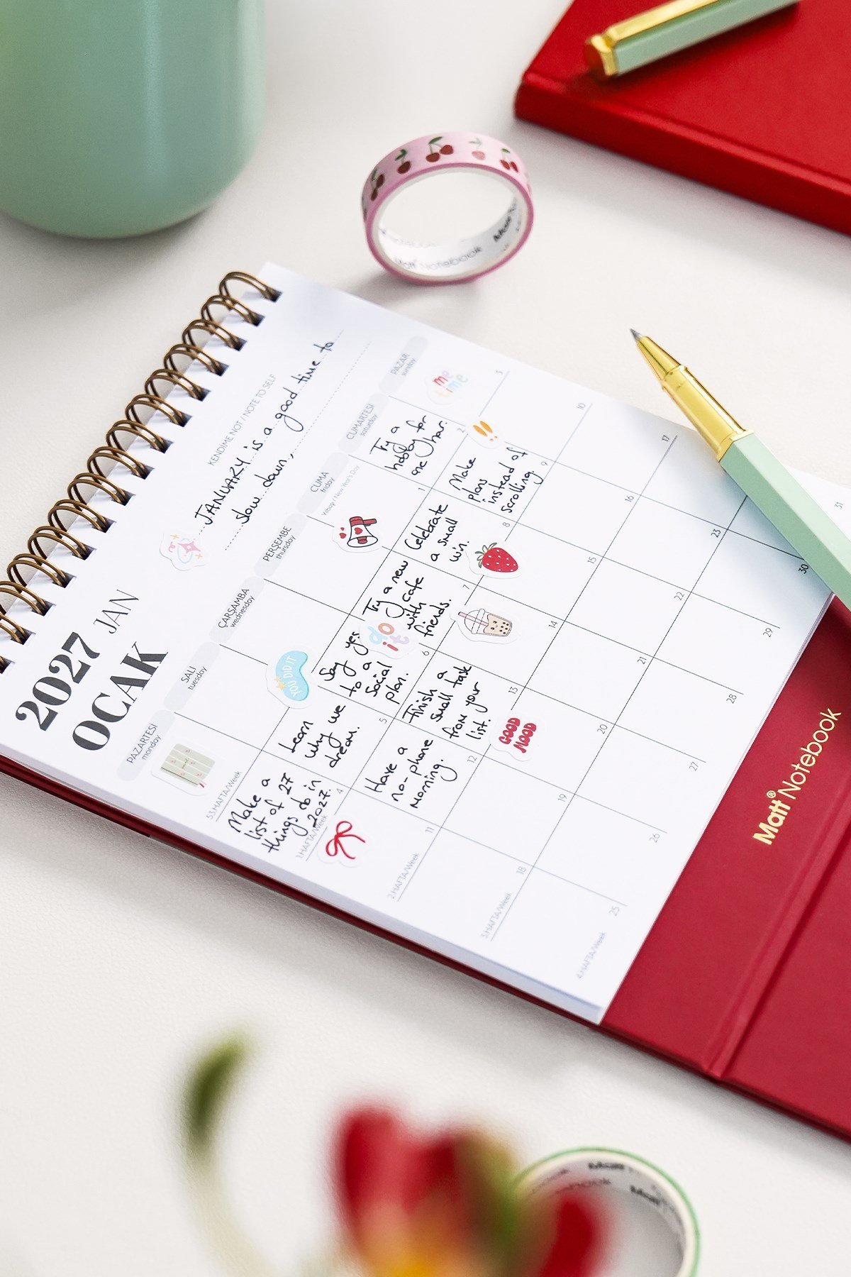 Matt Notebook 2027 Yılı 12 Aylık Masaüstü Planlayıcı Takvim
