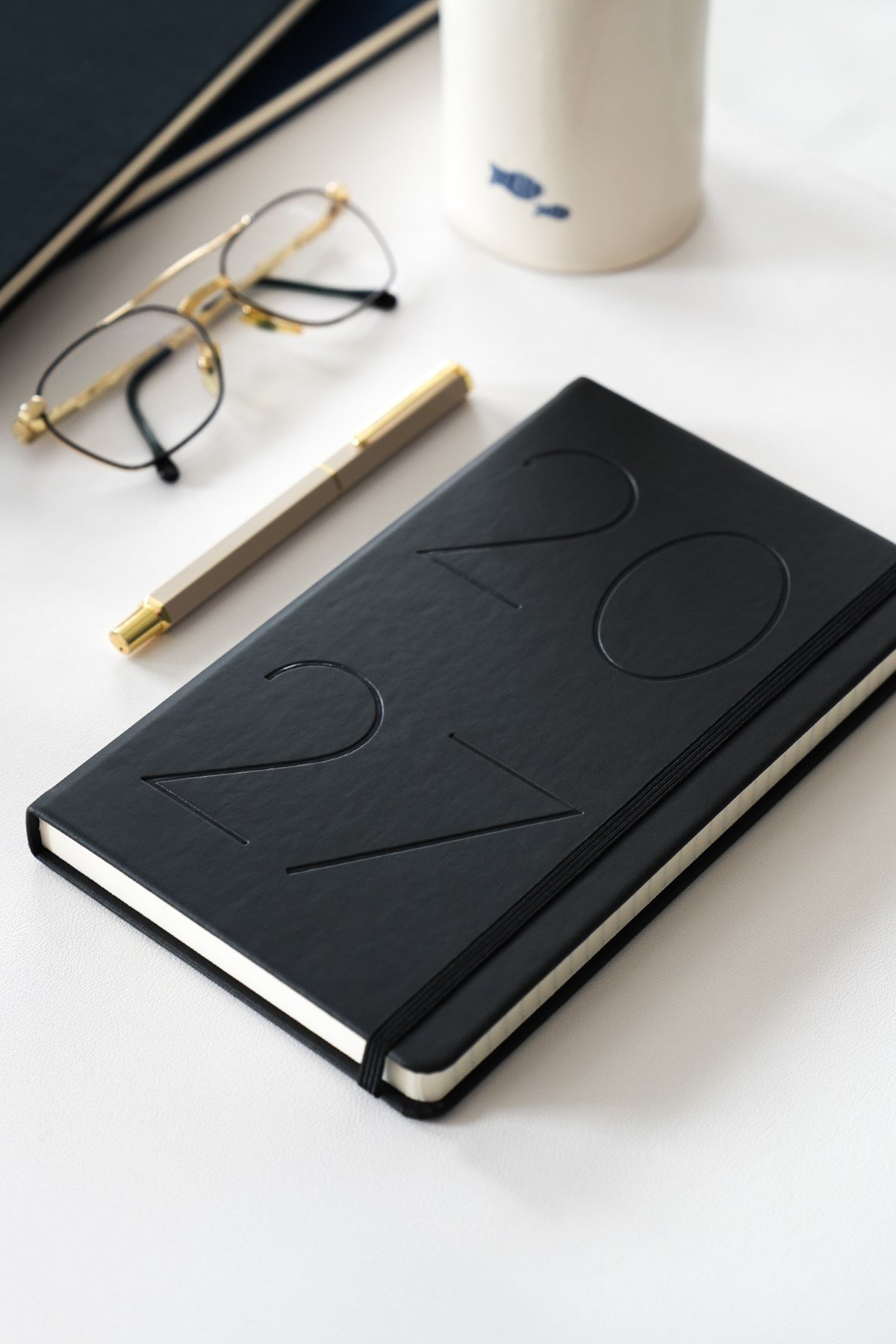 Matt Notebook 2027 Yılı 13x21 cm Günlük Ajanda Siyah