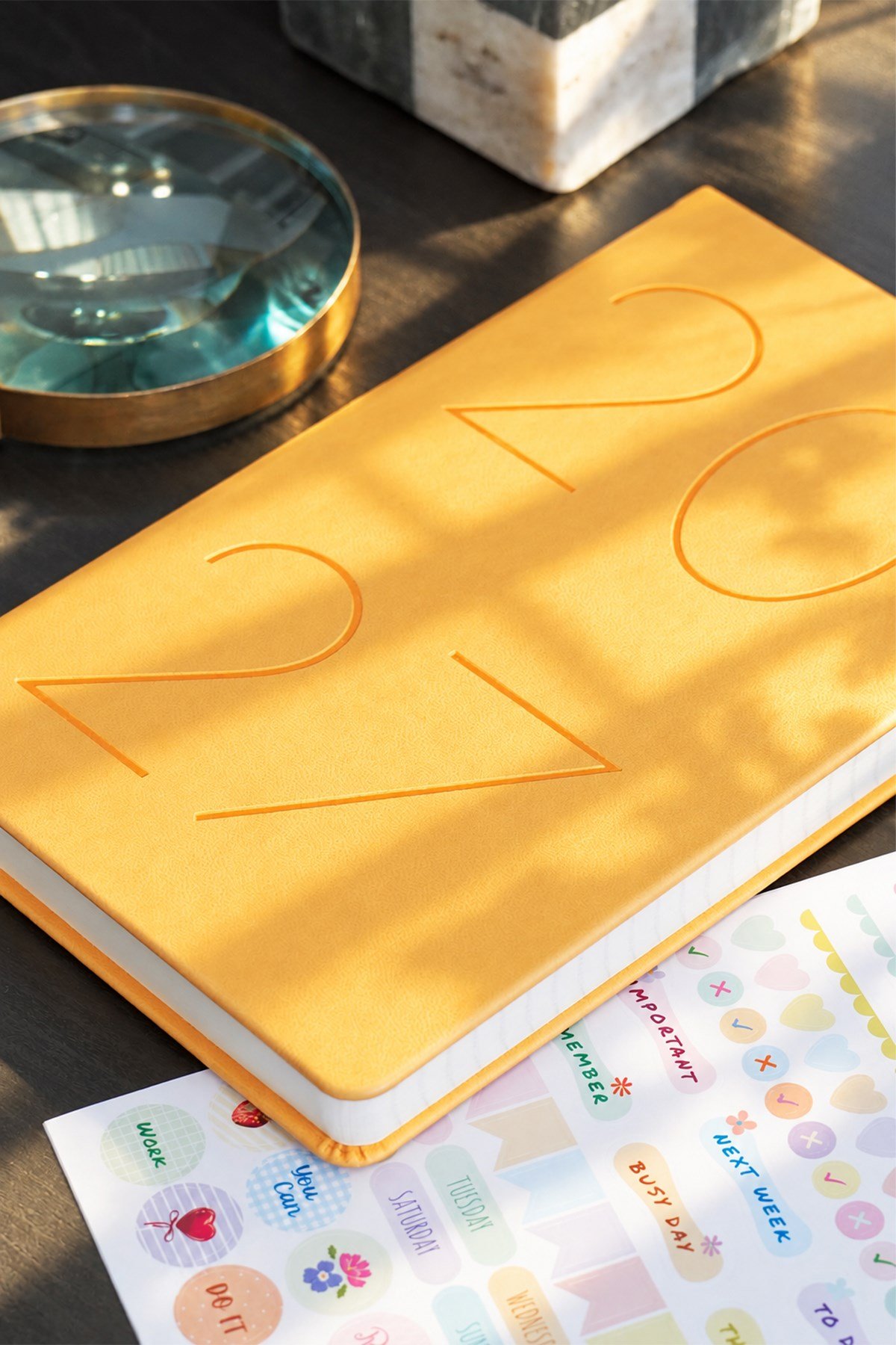 Matt Notebook 2027 Yılı 13x21 cm Günlük Ajanda Sarı