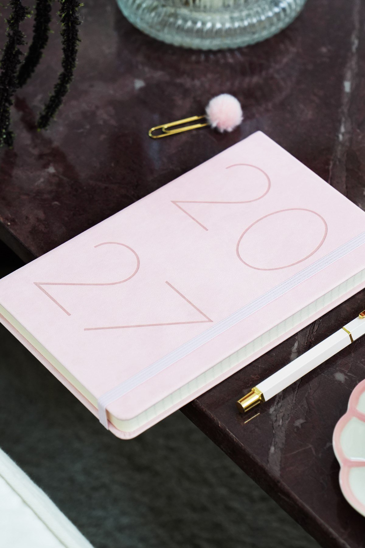 Matt Notebook 2027 Yılı 13x21 cm Günlük Ajanda Pembe