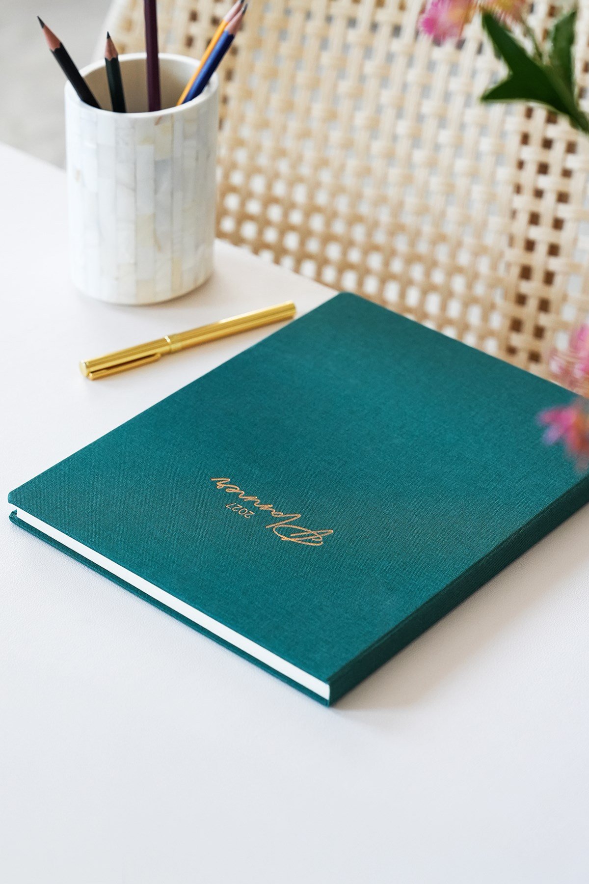 Matt Notebook 2027 Yılı 20x27 cm Keten Haftalık Planlayıcı Ajanda Koyu Yeşil
