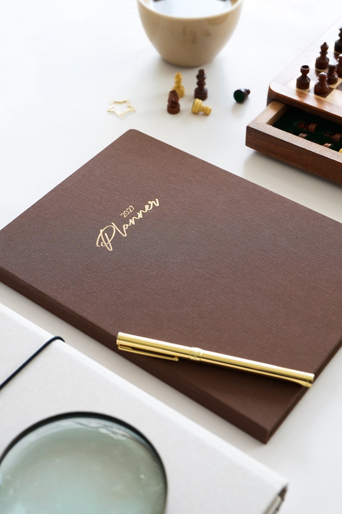 Matt Notebook 2027 Yılı 20x27 cm Keten Haftalık Planlayıcı Ajanda Kahverengi