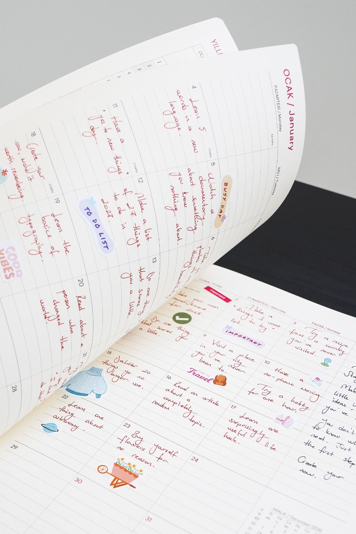 Matt Notebook 2027 Yılı 20x27 cm Keten Haftalık Planlayıcı Ajanda Siyah