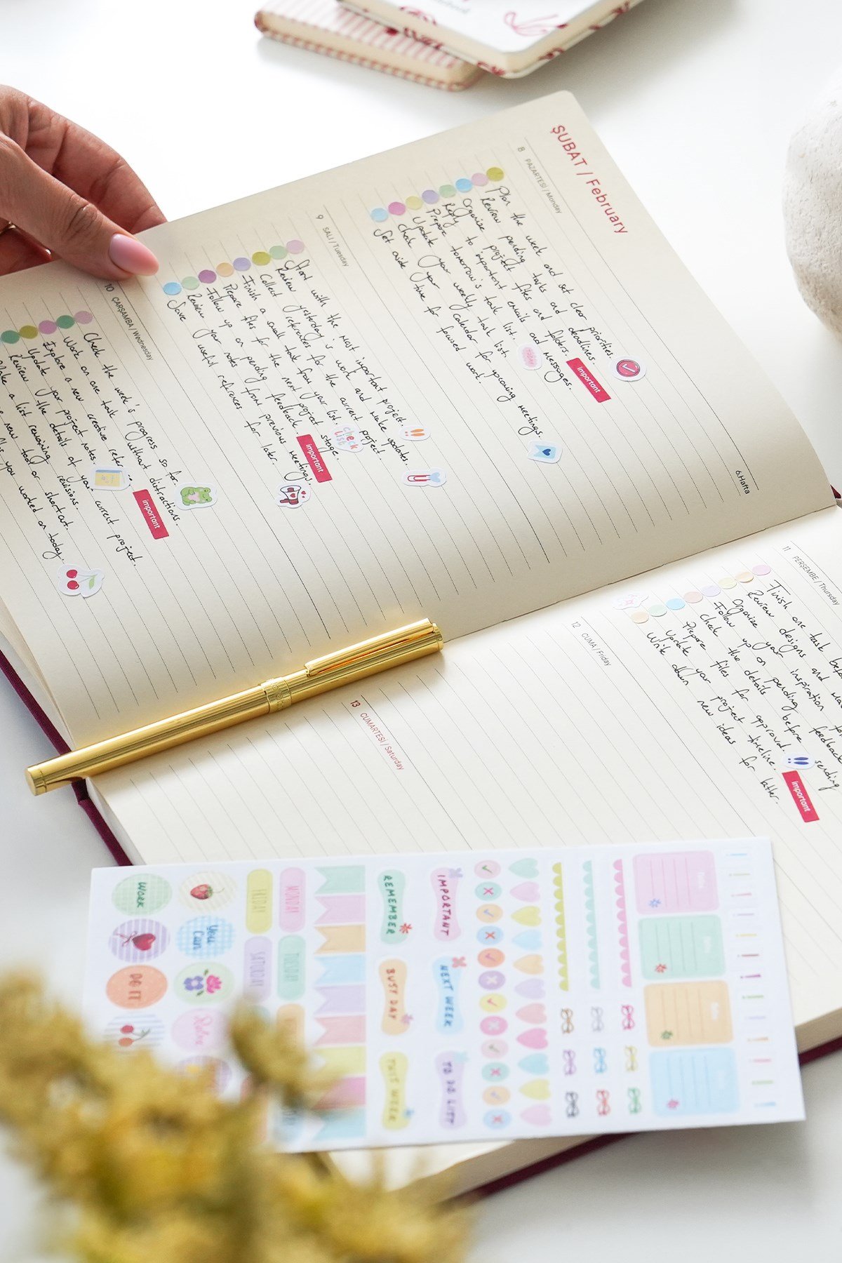 Matt Notebook 2027 Yılı 20x27 cm Keten Haftalık Planlayıcı Ajanda Bordo