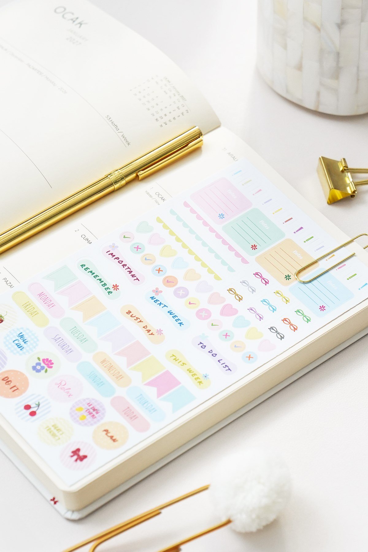 Matt Notebook 2027 Yılı A5 Haftalık Ajanda 15x21 cm - 12 Aylık Fiyonk